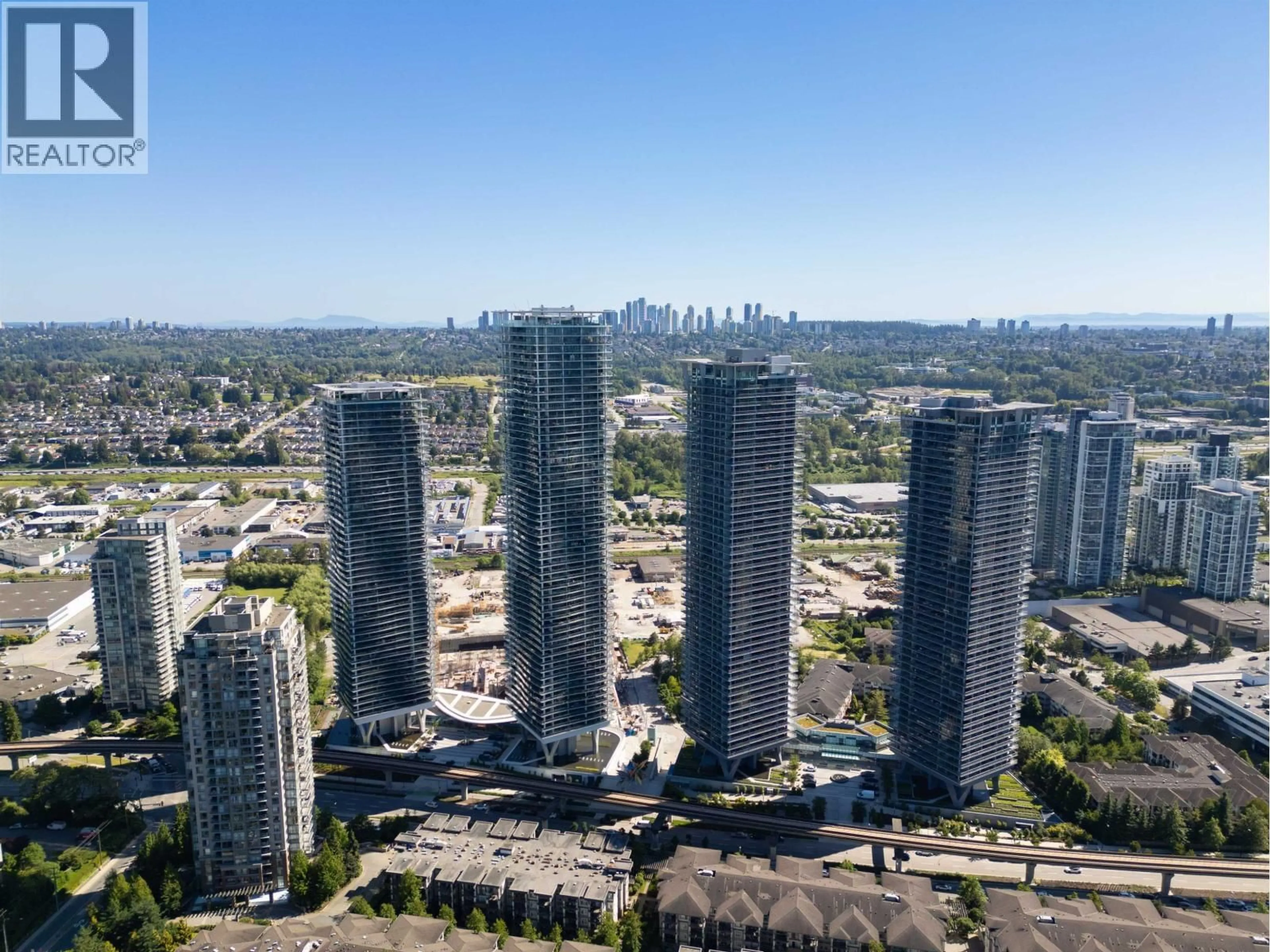 A pic from outside/outdoor area/front of a property/back of a property/a pic from drone, city buildings view from balcony for 3808 - 4720 LOUGHEED HIGHWAY, Burnaby British Columbia V5C0M8