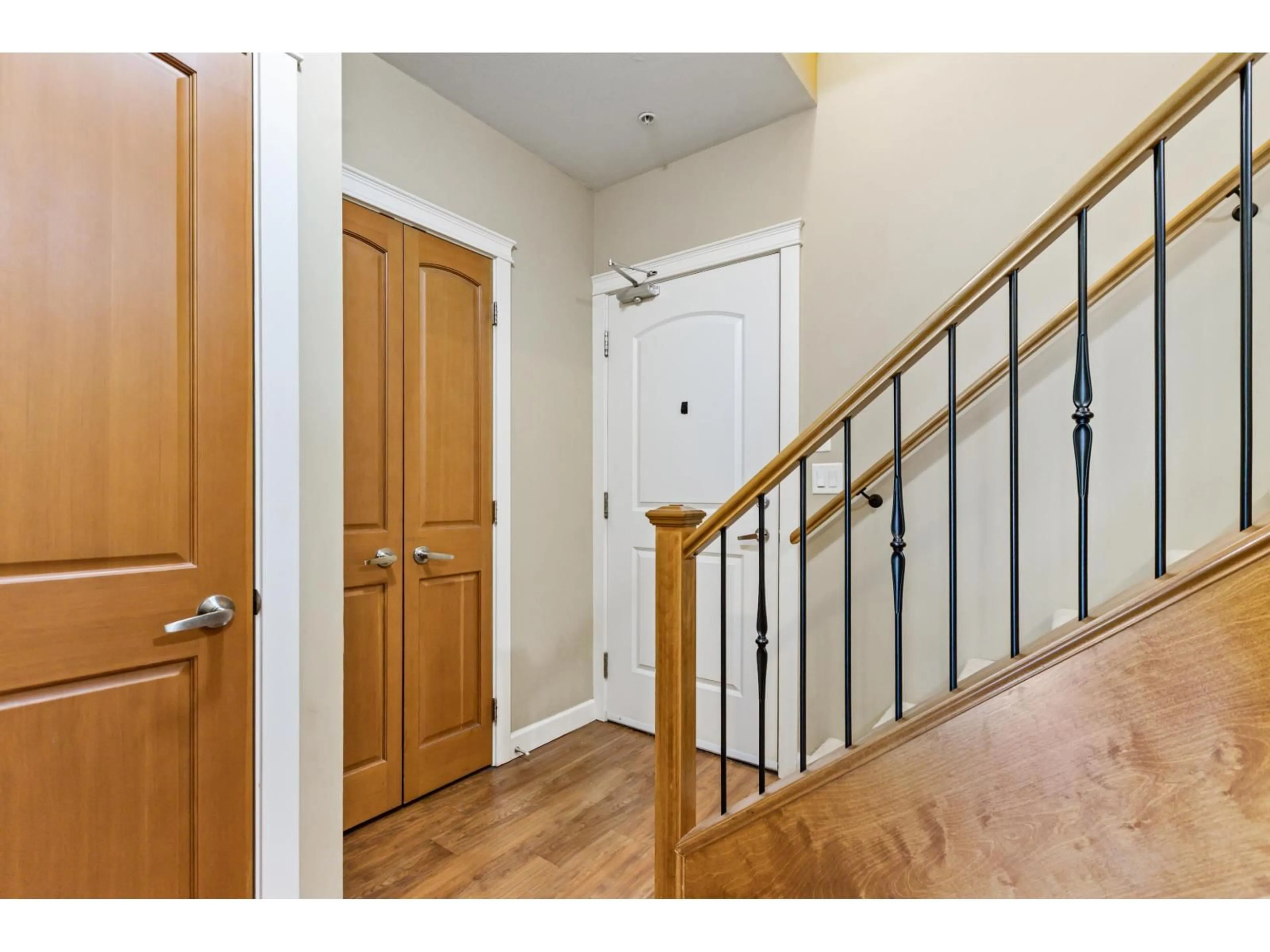 Indoor entryway for 542 - 8288 207A, Langley British Columbia V2Y0L2