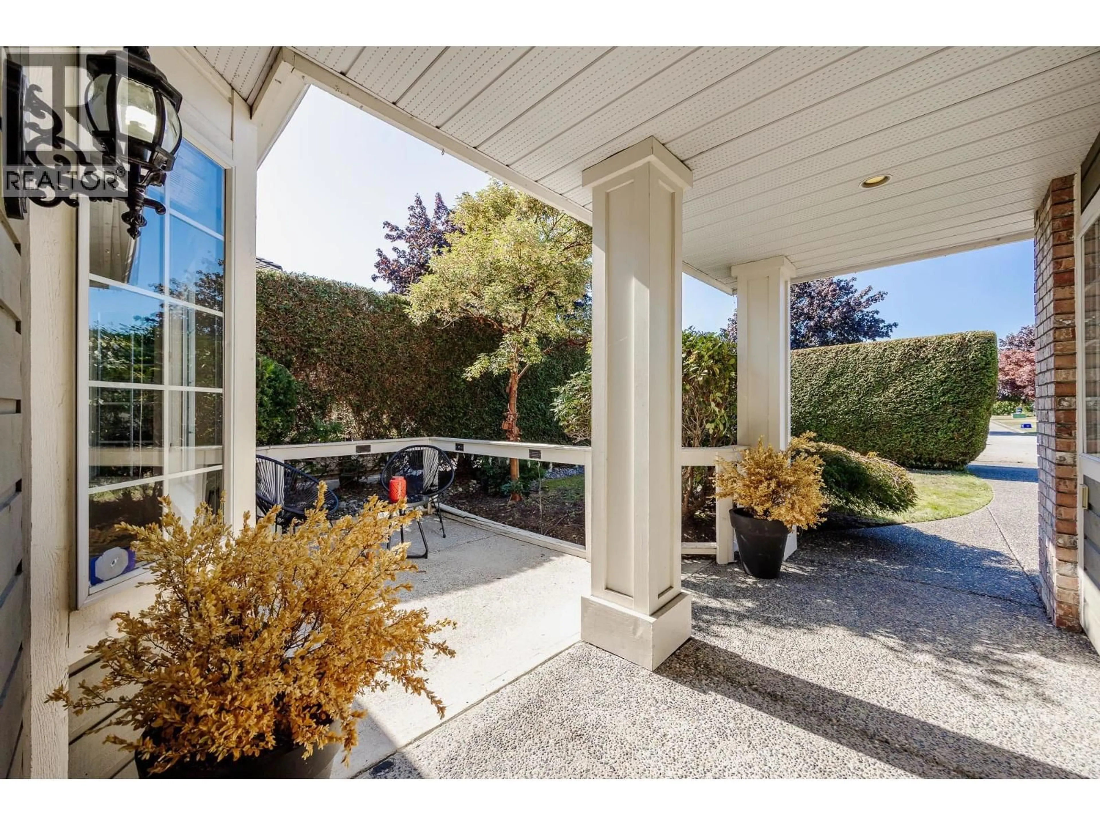 Patio, street for 4512 62 STREET, Delta British Columbia V4K3L7