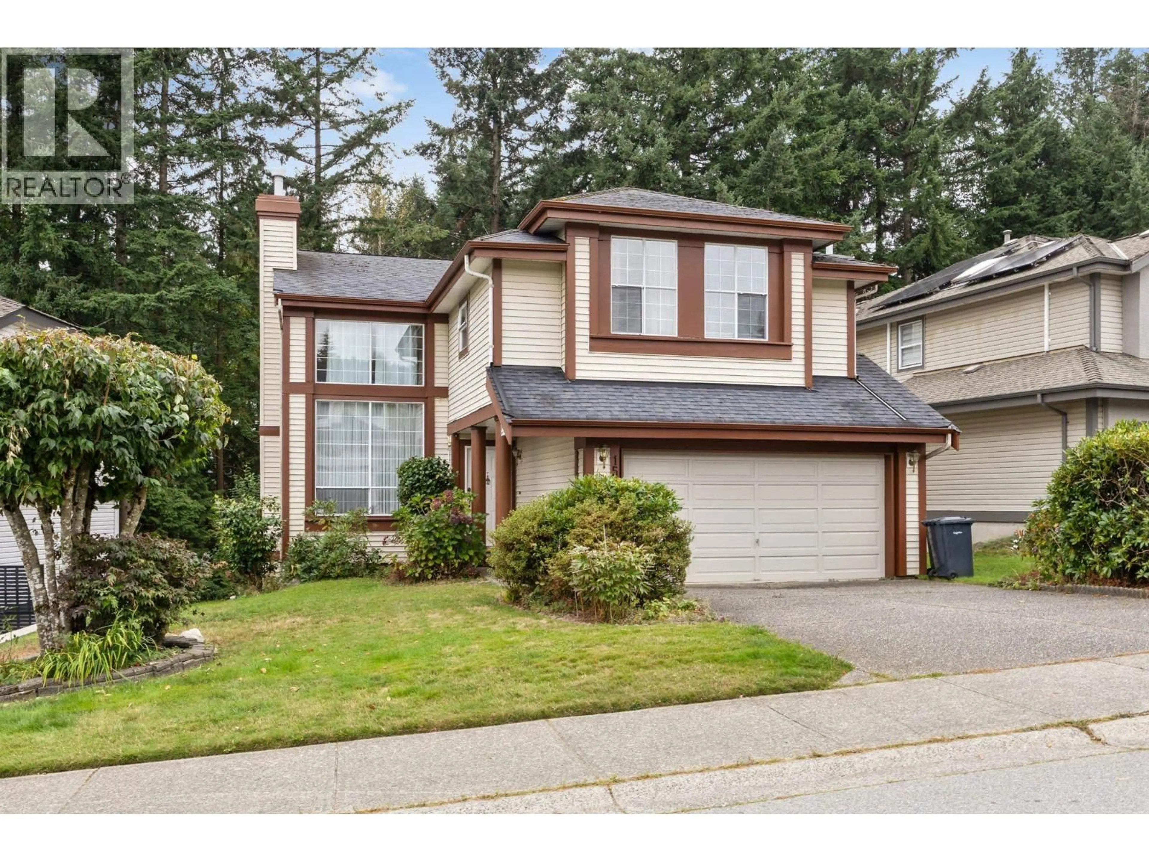 Home with vinyl exterior material, street for 1552 TANGLEWOOD LANE, Coquitlam British Columbia V3E2V5