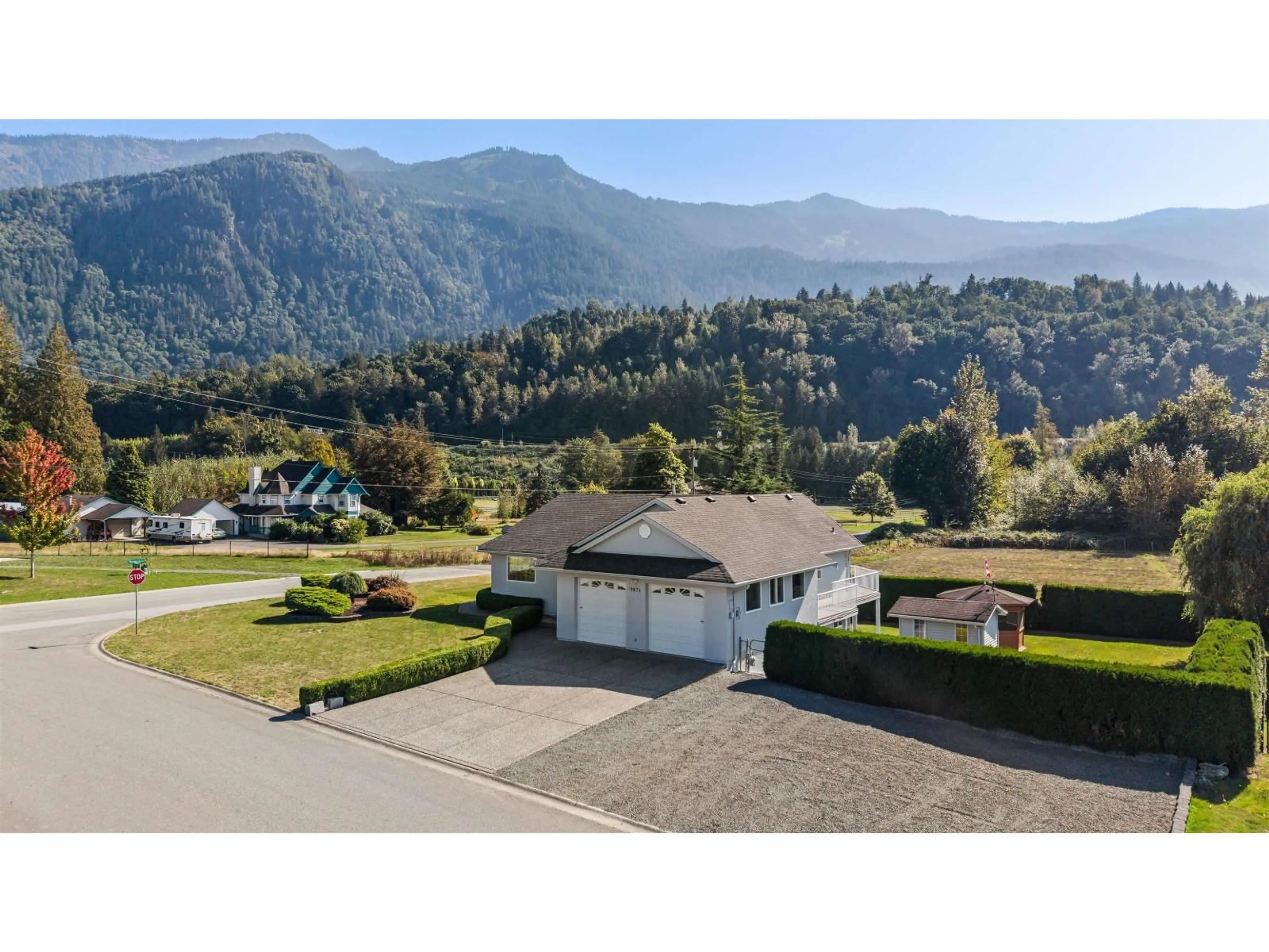 A pic from outside/outdoor area/front of a property/back of a property/a pic from drone, mountain view for 9871 PARKWOOD DRIVE, Rosedale British Columbia V0X1X1