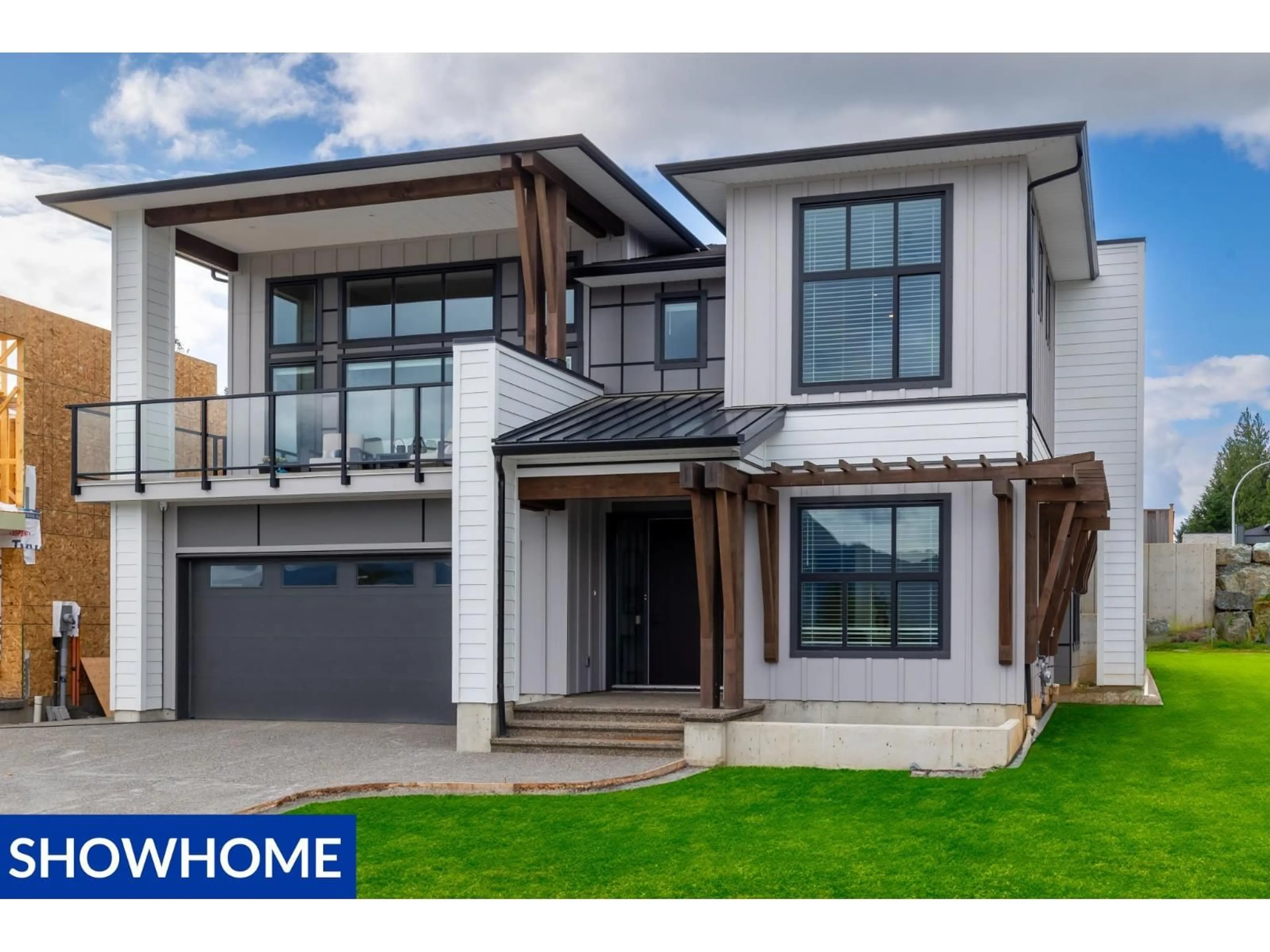 Home with vinyl exterior material, street for 47262 VALERIE PLACE, Chilliwack British Columbia V2P7W9