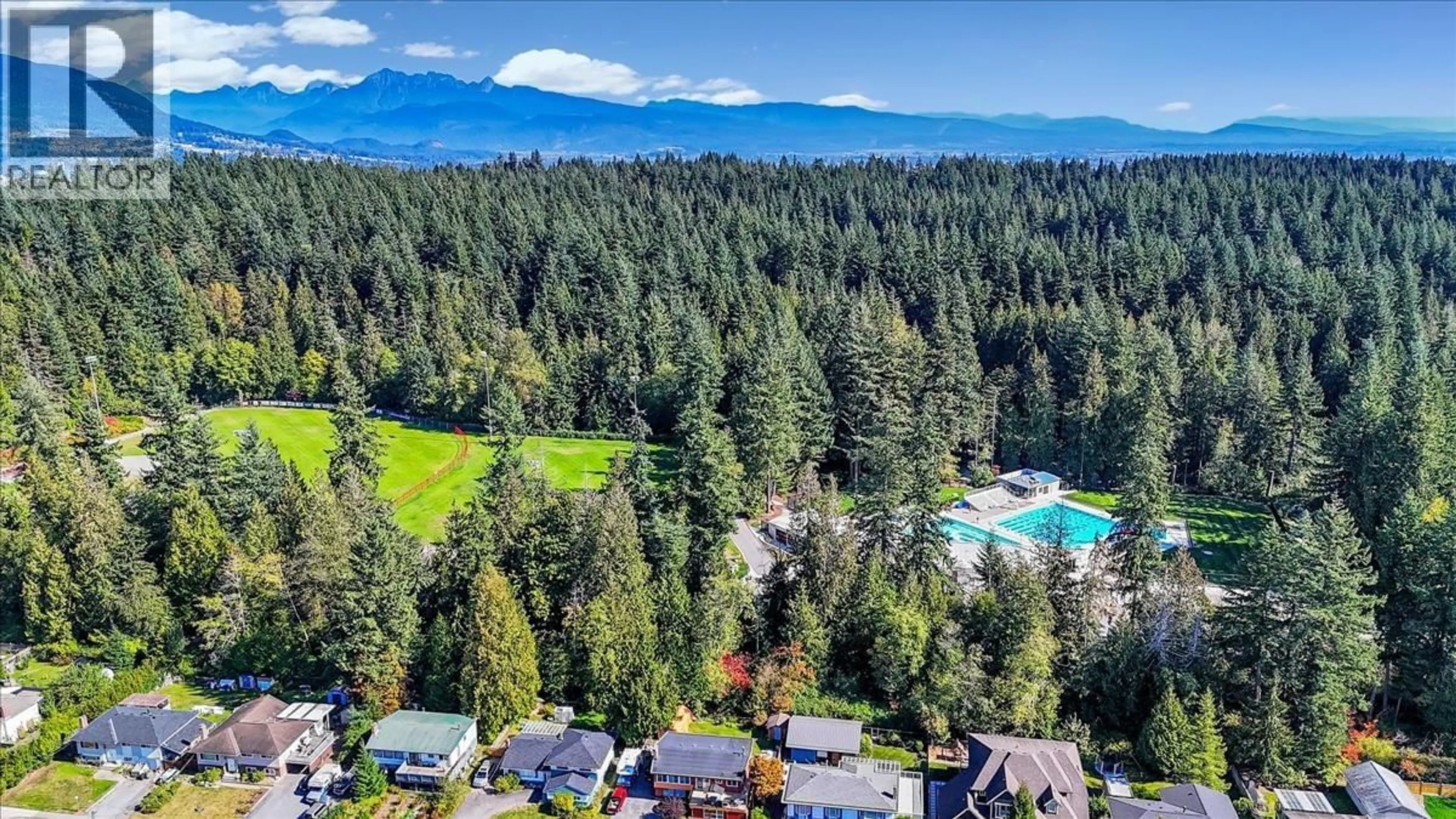 A pic from outside/outdoor area/front of a property/back of a property/a pic from drone, unknown for 676 FIRDALE STREET, Coquitlam British Columbia V3J6N1