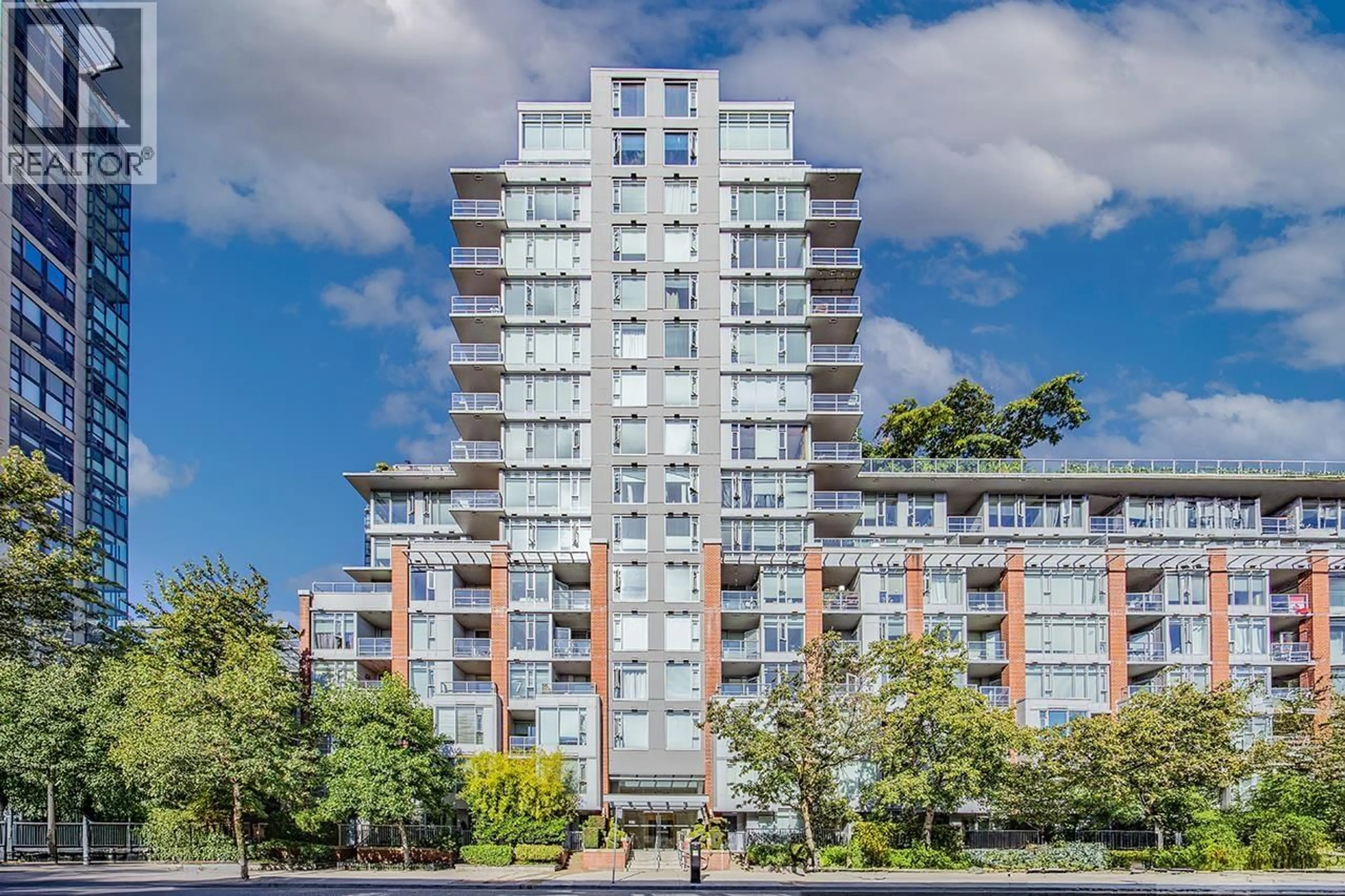 A pic from outside/outdoor area/front of a property/back of a property/a pic from drone, building for 609 - 1133 HOMER STREET, Vancouver British Columbia V6B0B1