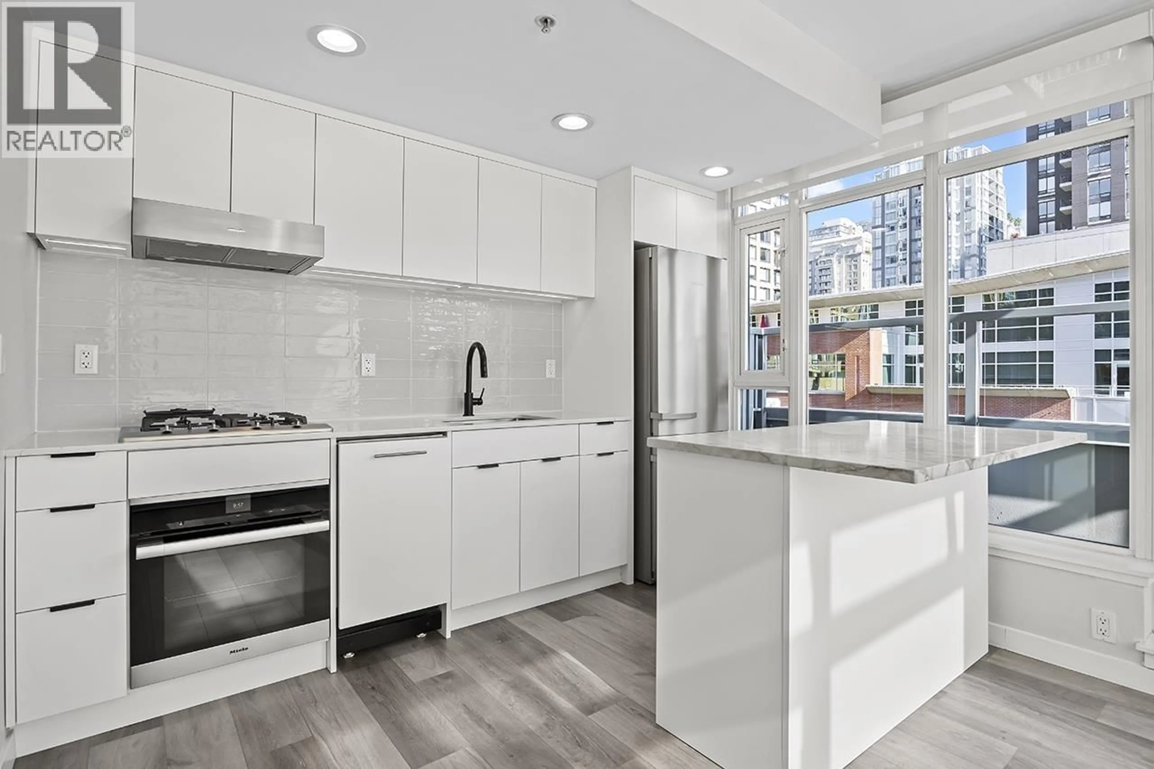 Unknown for 609 - 1133 HOMER STREET, Vancouver British Columbia V6B0B1