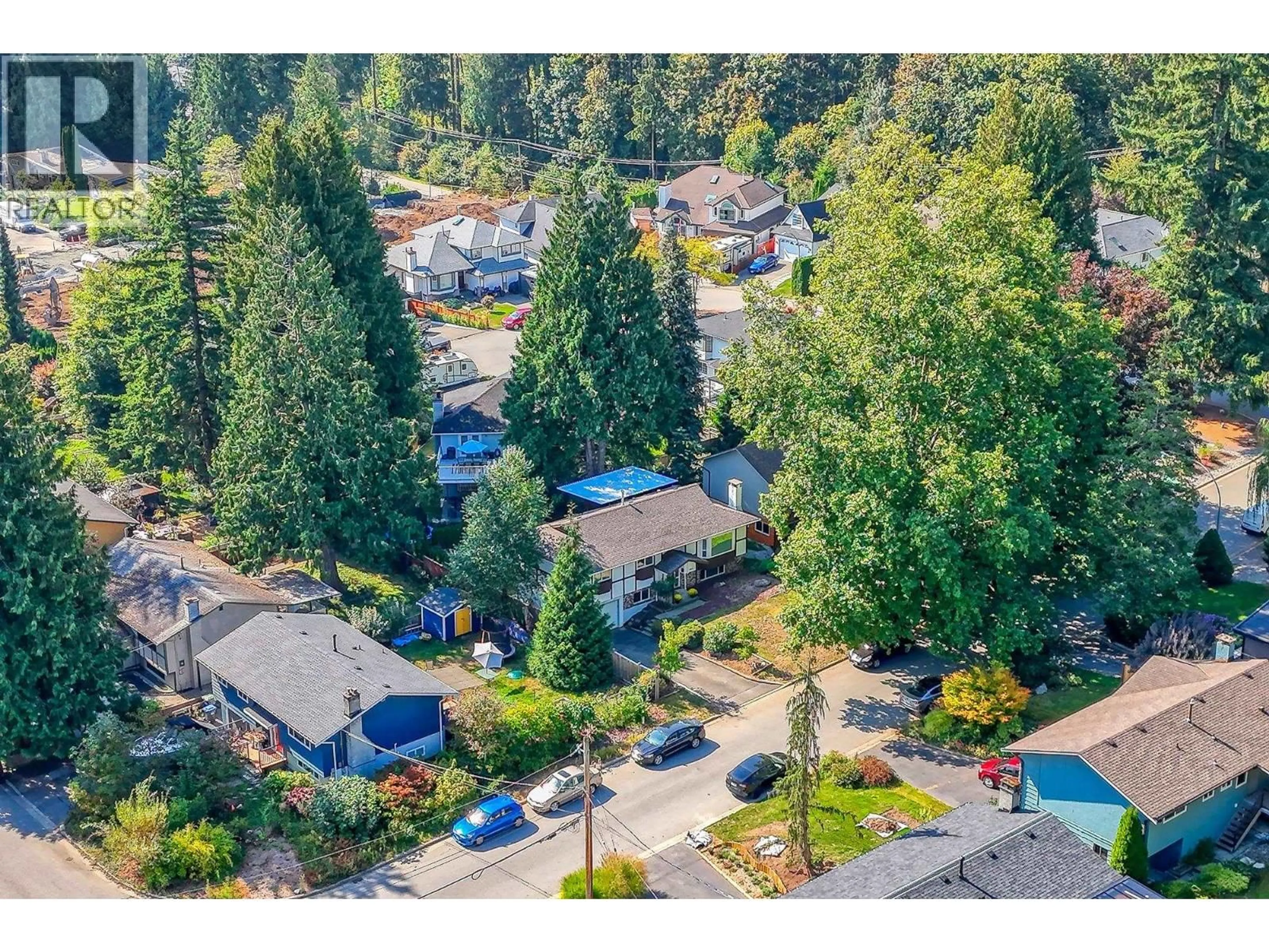 A pic from outside/outdoor area/front of a property/back of a property/a pic from drone, street for 3848 CLEMATIS CRESCENT, Port Coquitlam British Columbia V3B4B1