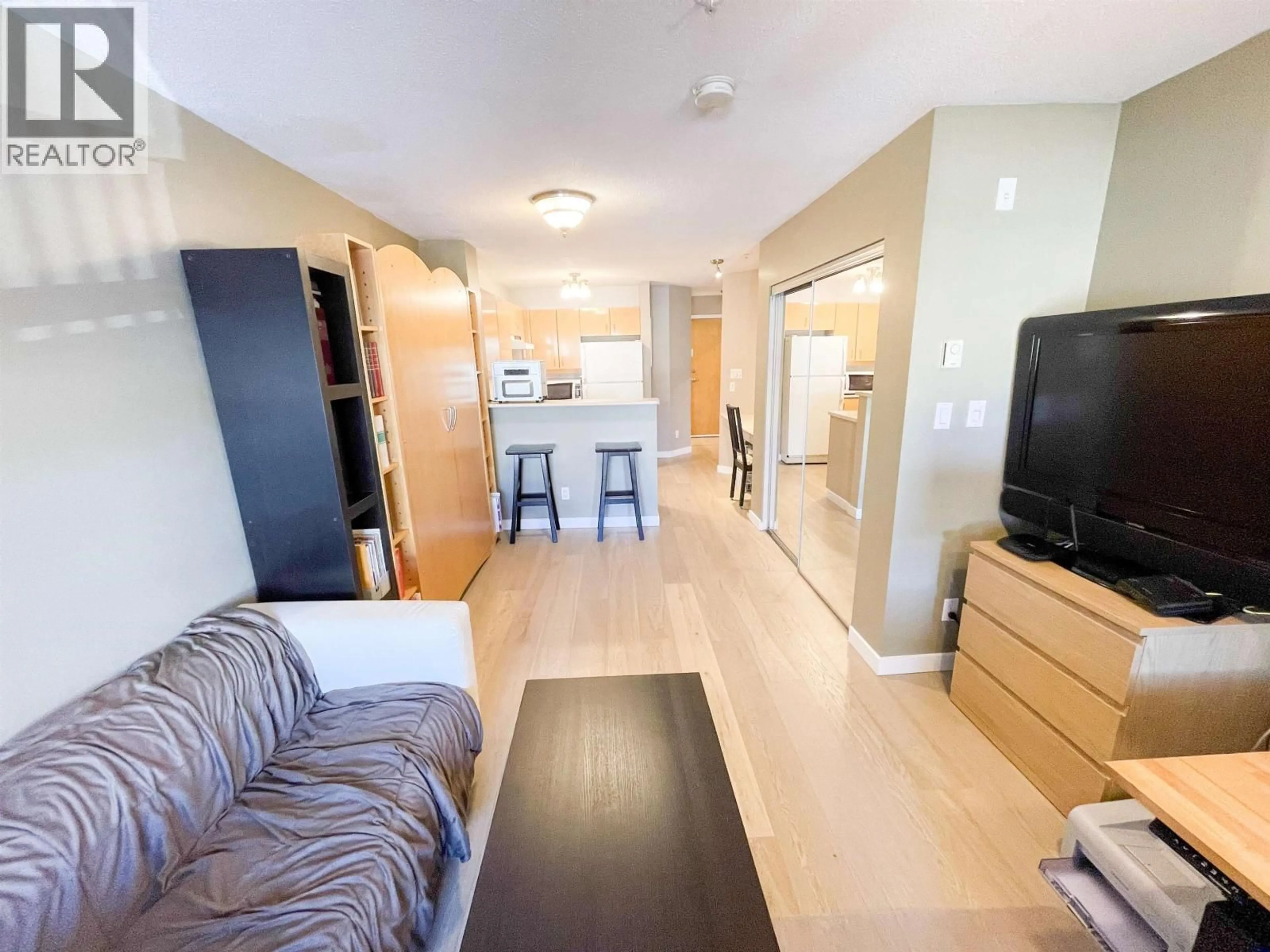 A pic of a room for 219 - 2680 4TH AVENUE, Vancouver British Columbia V6K4S3
