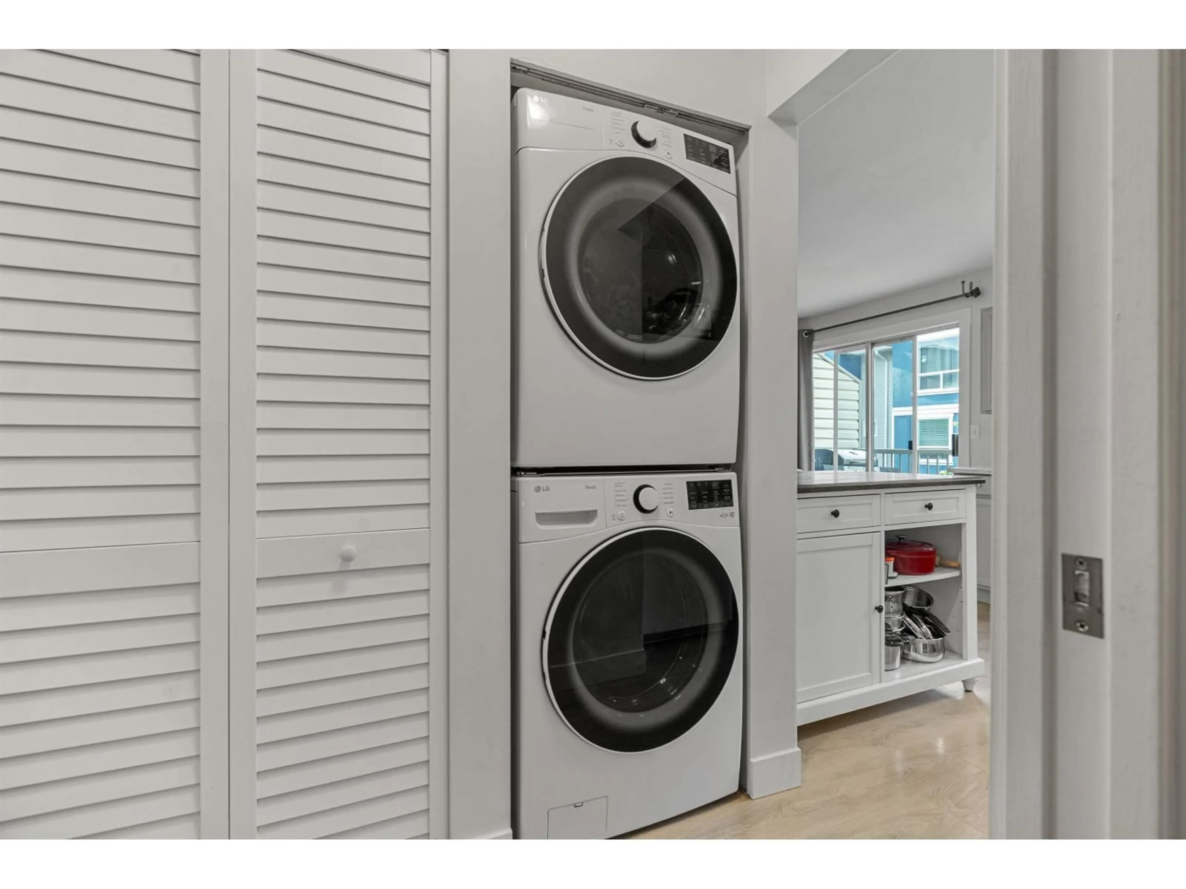 Laundry room for 38 - 5904 VEDDER ROAD, Chilliwack British Columbia V2R3E7