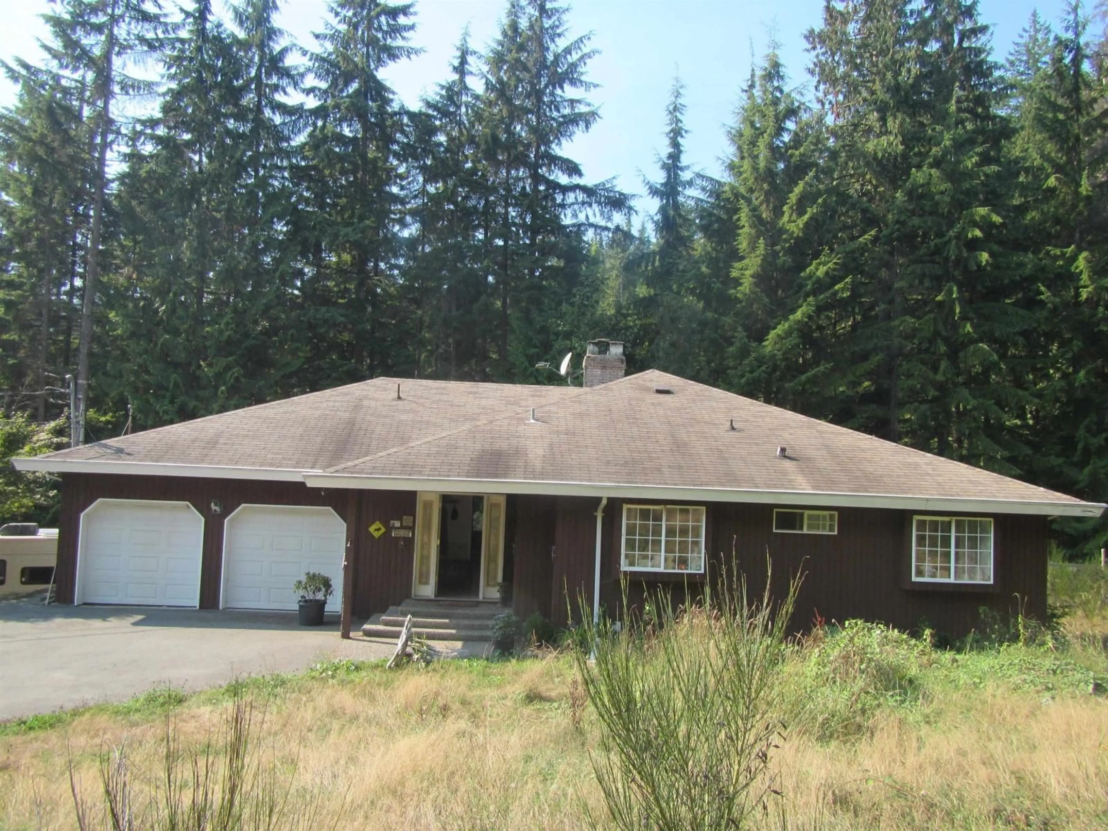 Home with vinyl exterior material, unknown for 12293 CARDINAL, Mission British Columbia V4S1L3