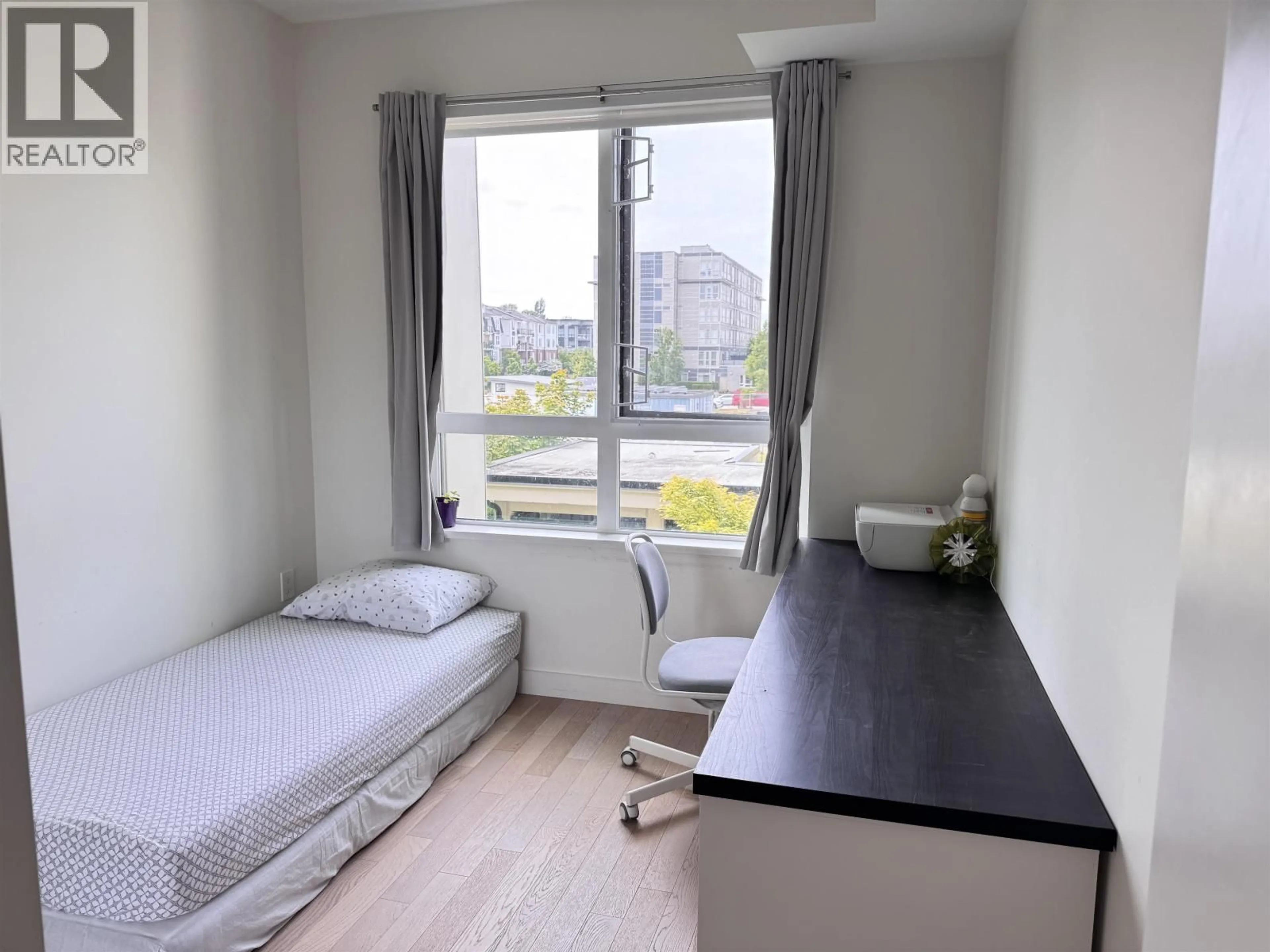 A pic of a room for 221 - 4033 MAY DRIVE, Richmond British Columbia V6X0T3