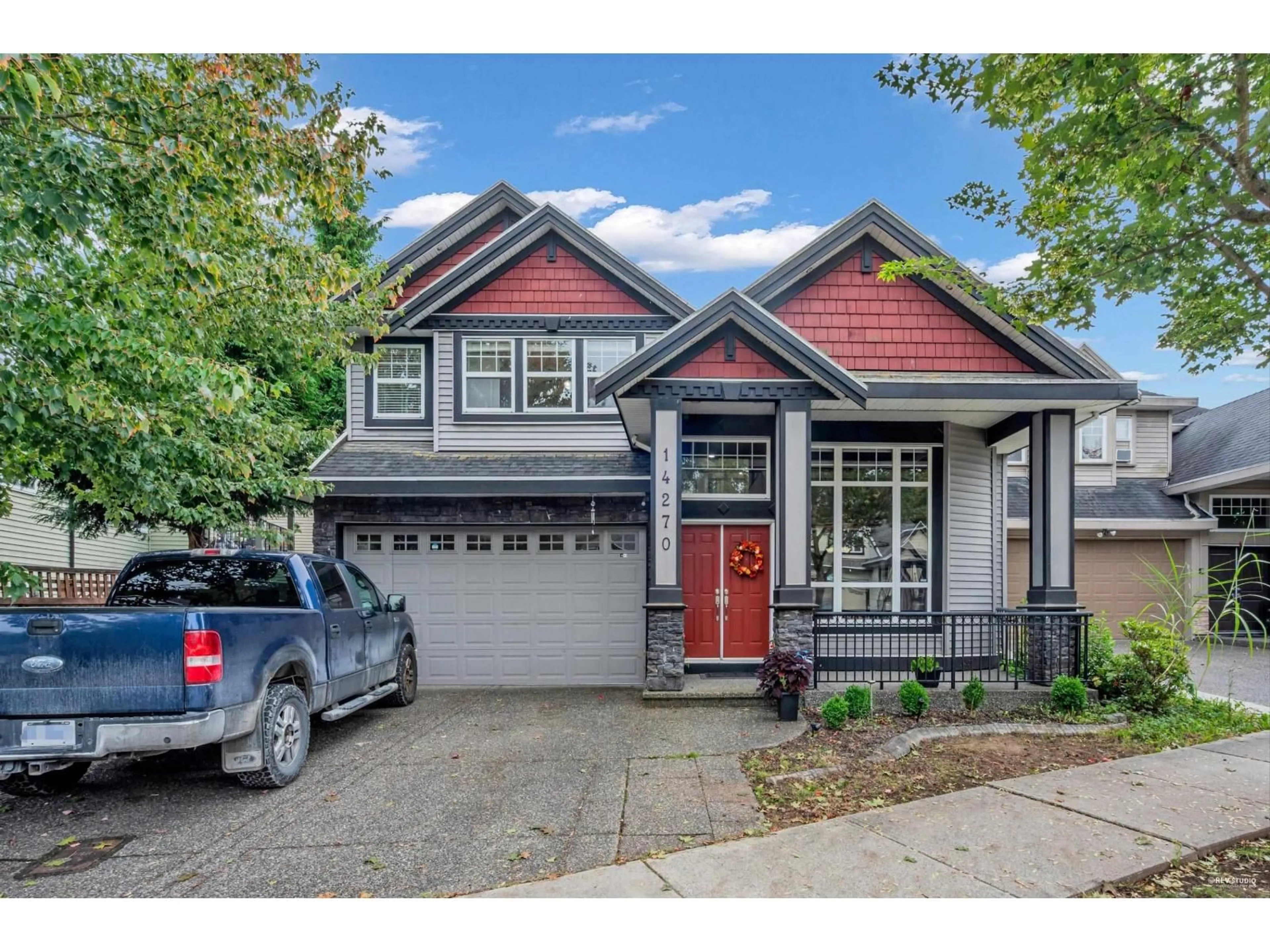Home with vinyl exterior material, street for 14270 65, Surrey British Columbia V3W1T4