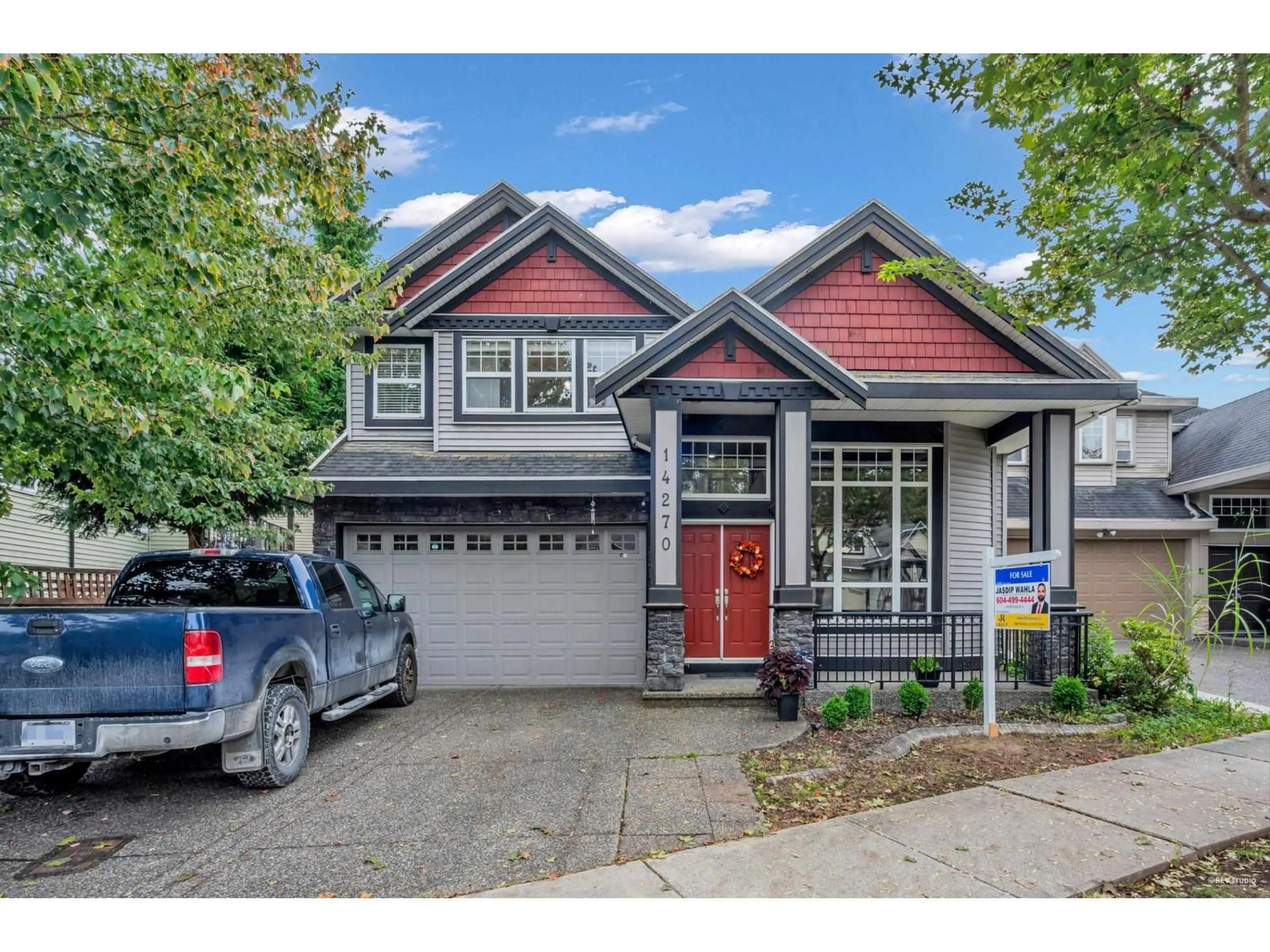 Home with vinyl exterior material, street for 14270 65, Surrey British Columbia V3W1T4