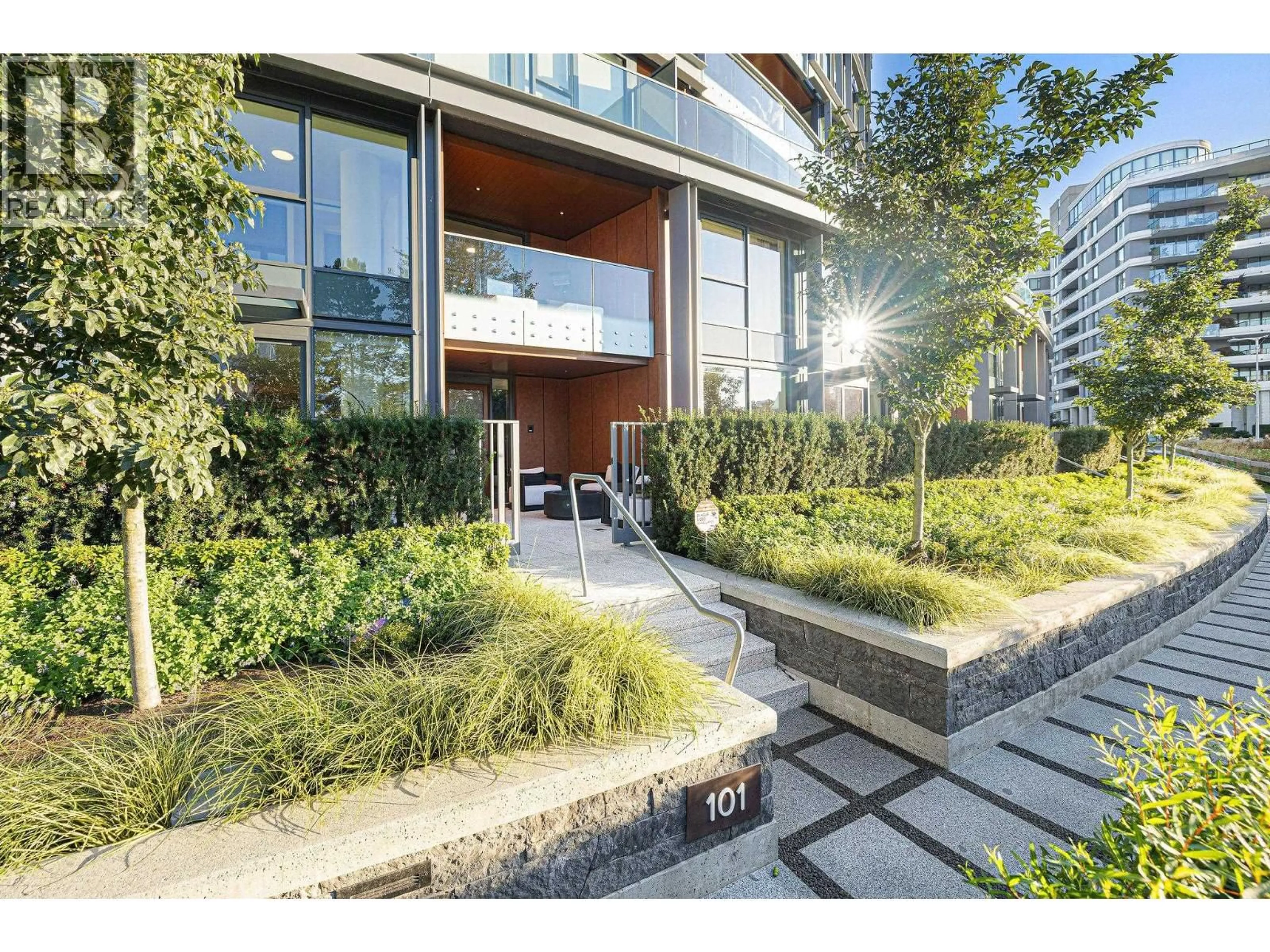 Patio, street for 101 - 1601 QUEBEC STREET, Vancouver British Columbia V6A0J9