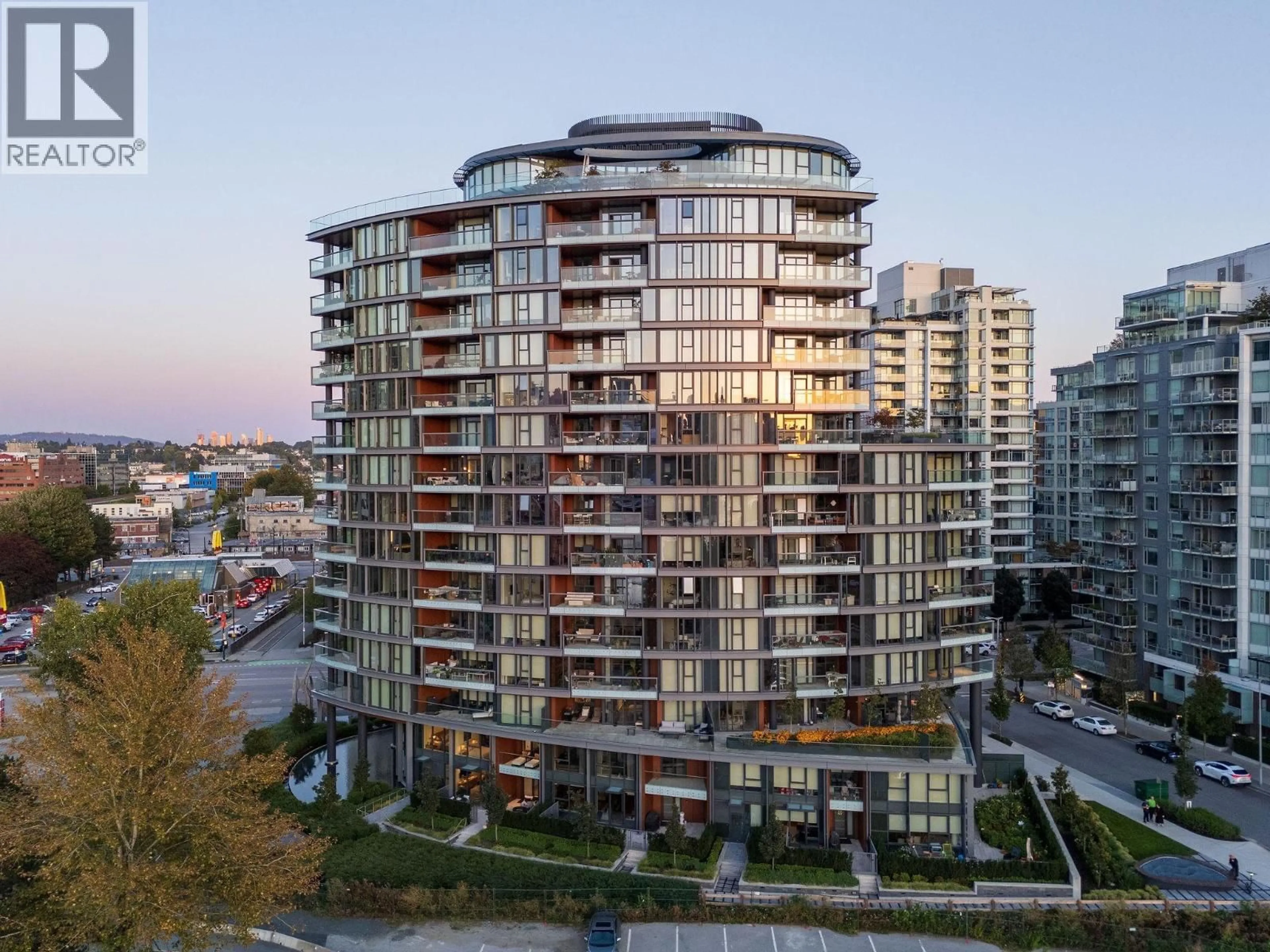 A pic from outside/outdoor area/front of a property/back of a property/a pic from drone, city buildings view from balcony for 101 - 1601 QUEBEC STREET, Vancouver British Columbia V6A0J9