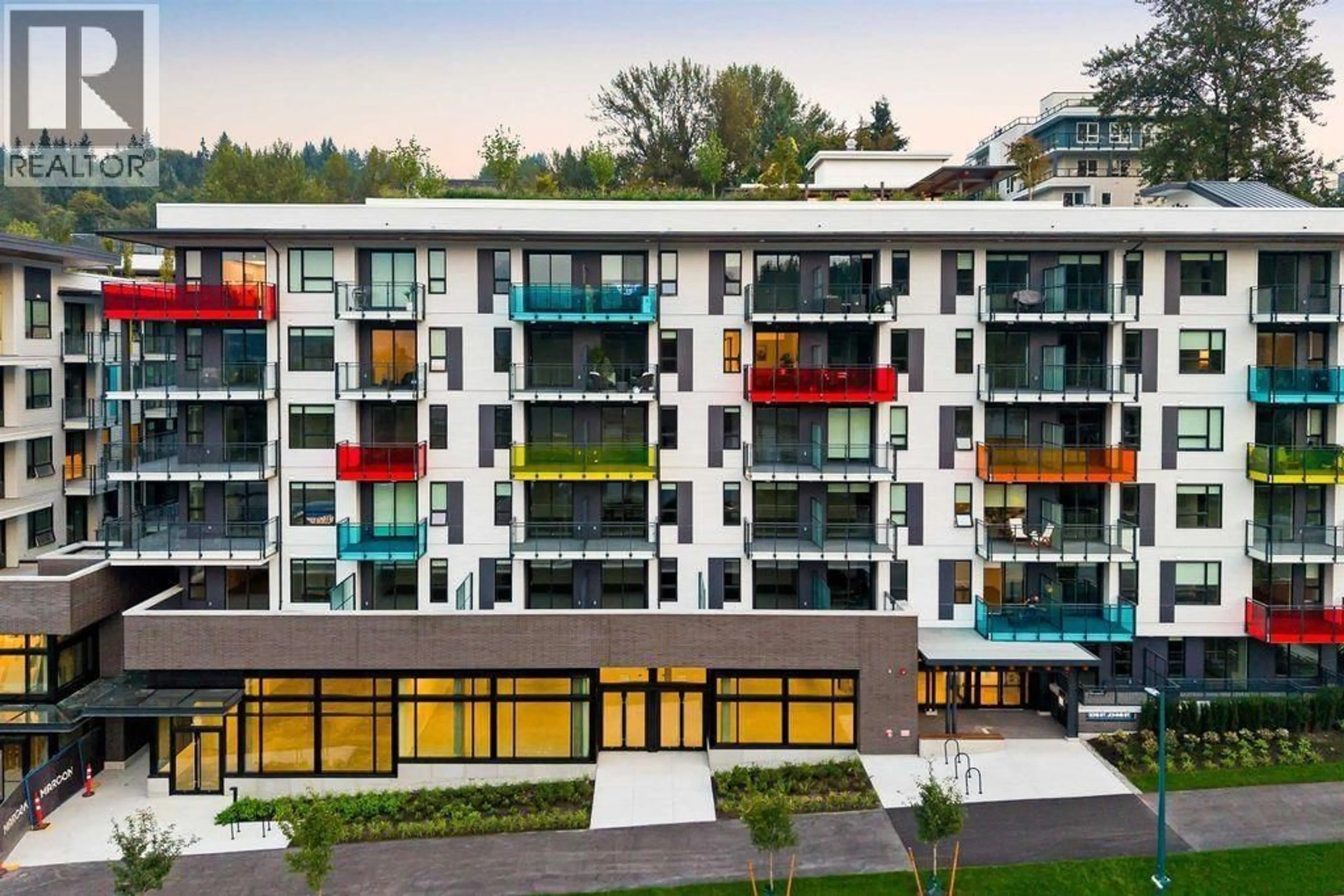 A pic from outside/outdoor area/front of a property/back of a property/a pic from drone, unknown for 218 - 2015 ST. JOHNS STREET, Port Moody British Columbia V3H0N5