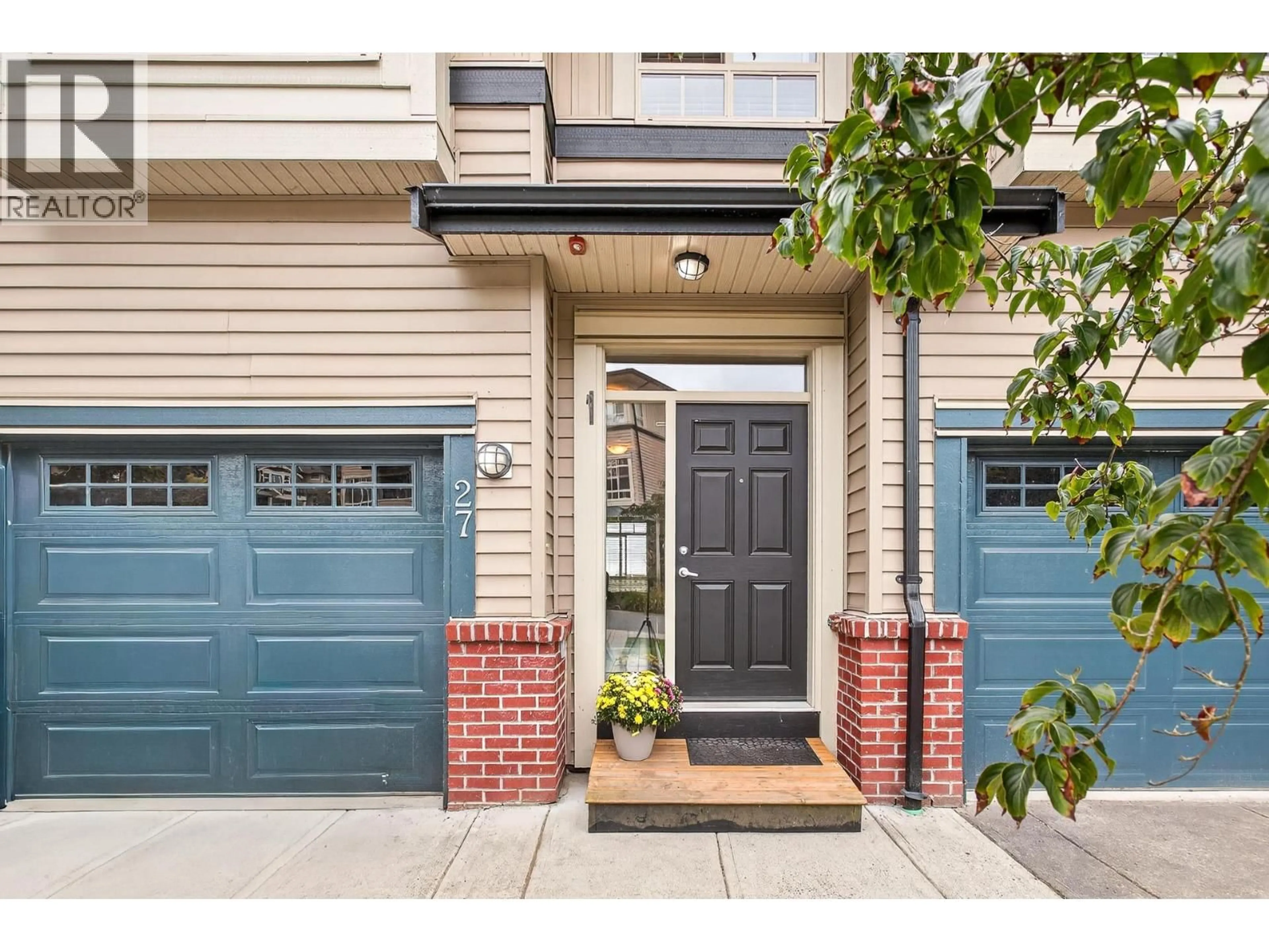 Home with brick exterior material, street for 27 - 13771 232A STREET, Maple Ridge British Columbia V4R0C5
