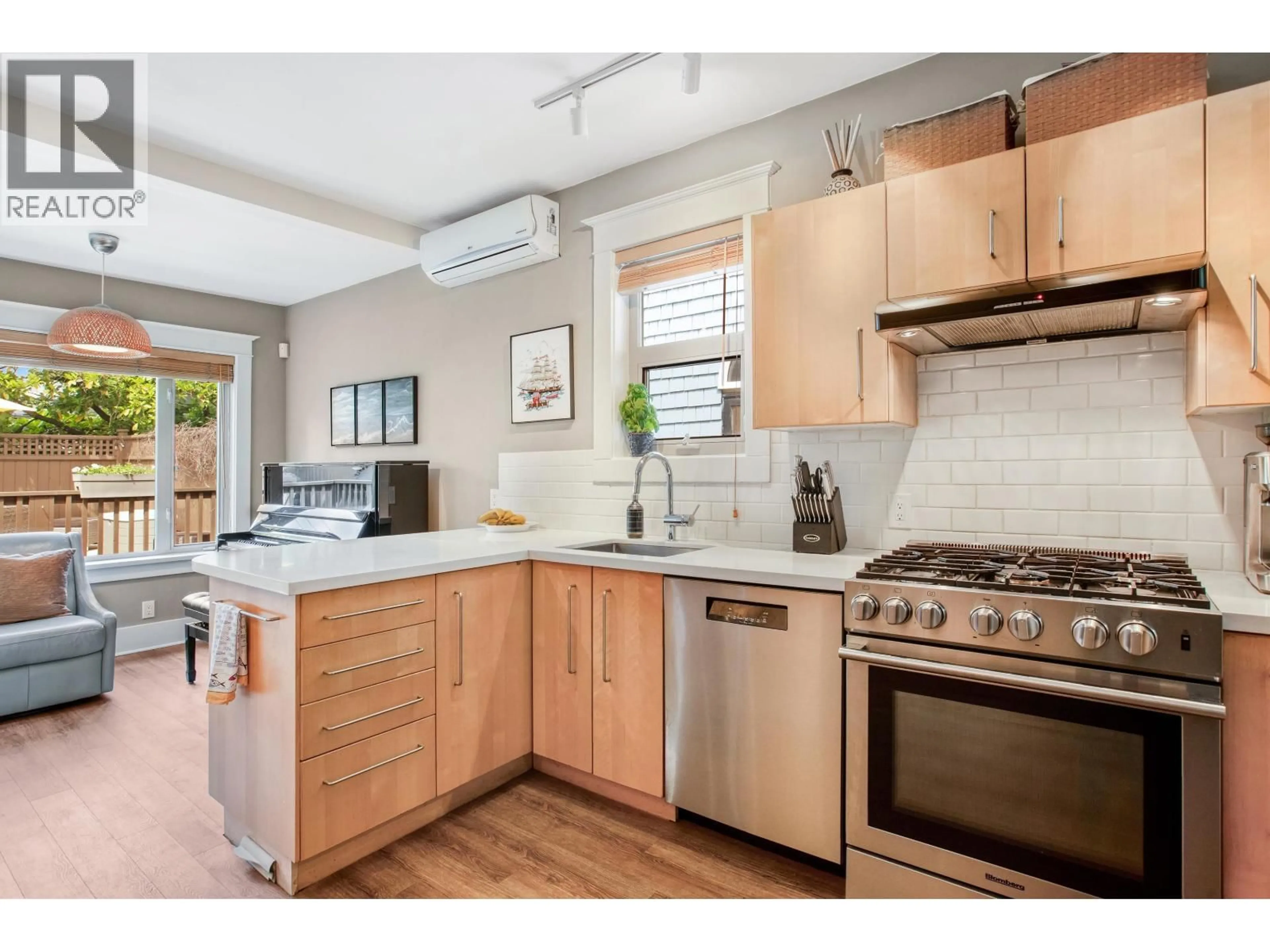 Open concept kitchen, unknown for 1351 MAPLE STREET, Vancouver British Columbia V6J3S1