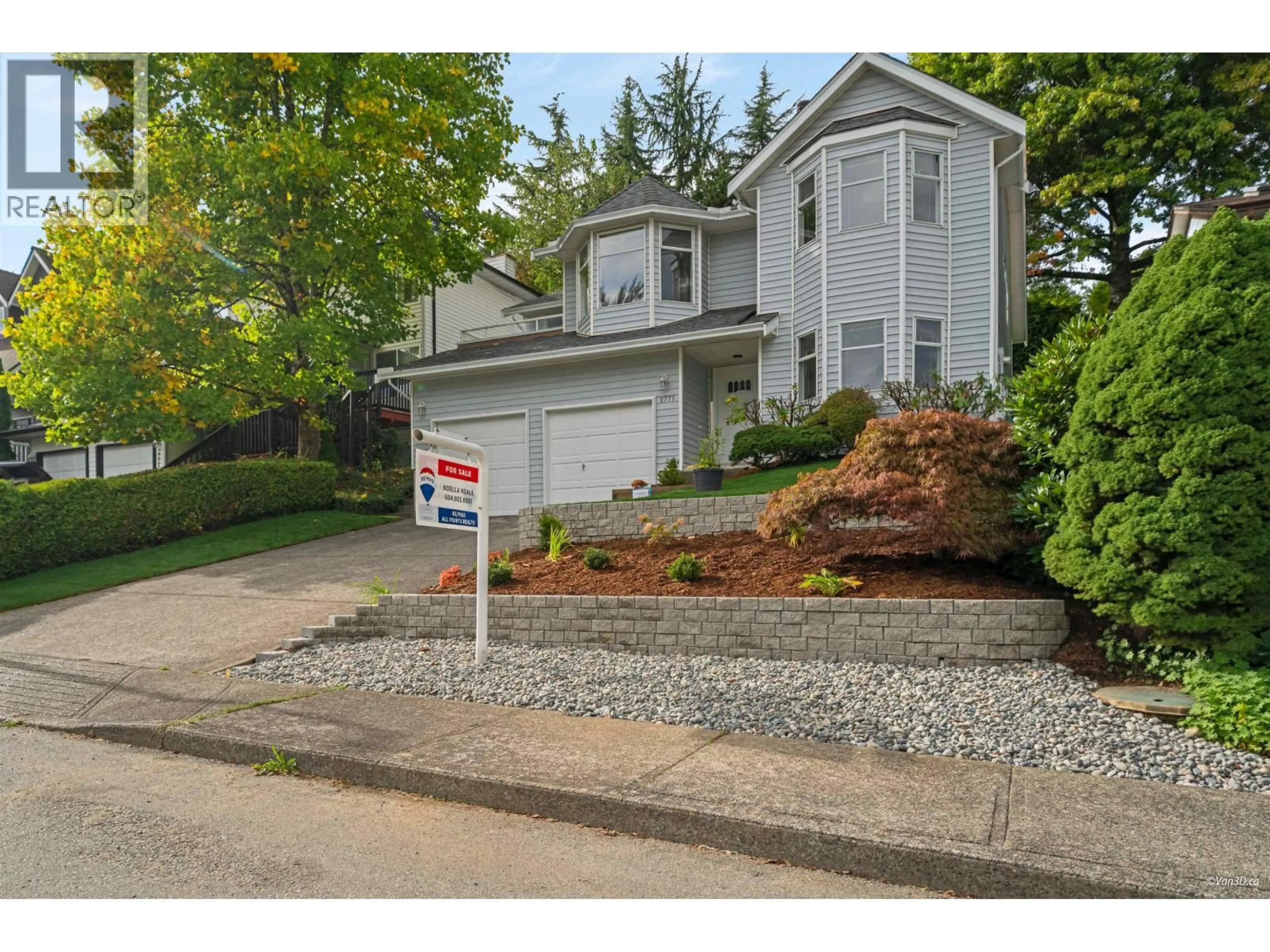 Home with vinyl exterior material, street for 2777 CULTUS COURT, Coquitlam British Columbia V3C5A8