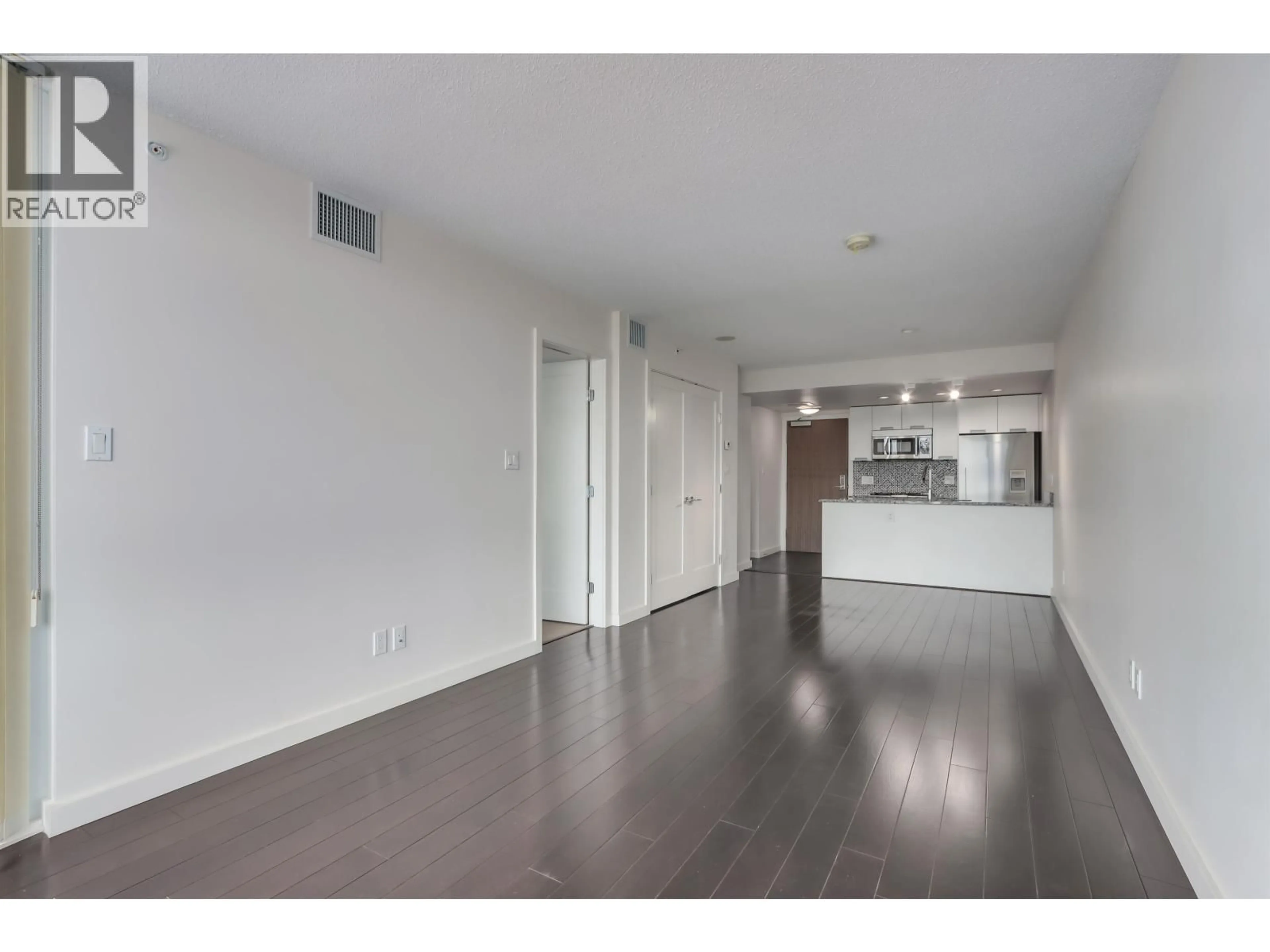 A pic of a room for 768 - 2080 BROADWAY, Vancouver British Columbia V6J1Z4