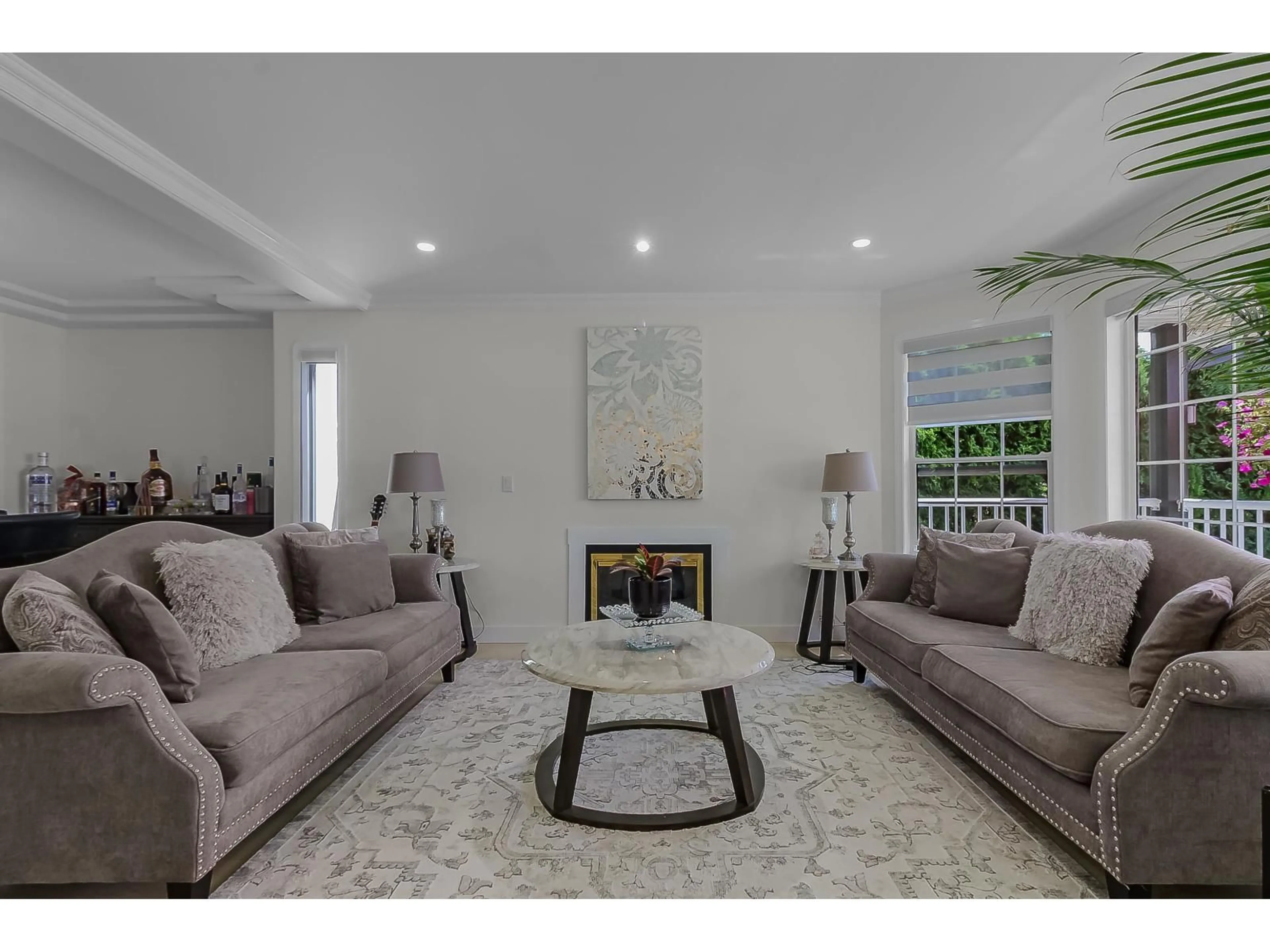 Living room with furniture, unknown for 19113 62A, Surrey British Columbia V3S8C6