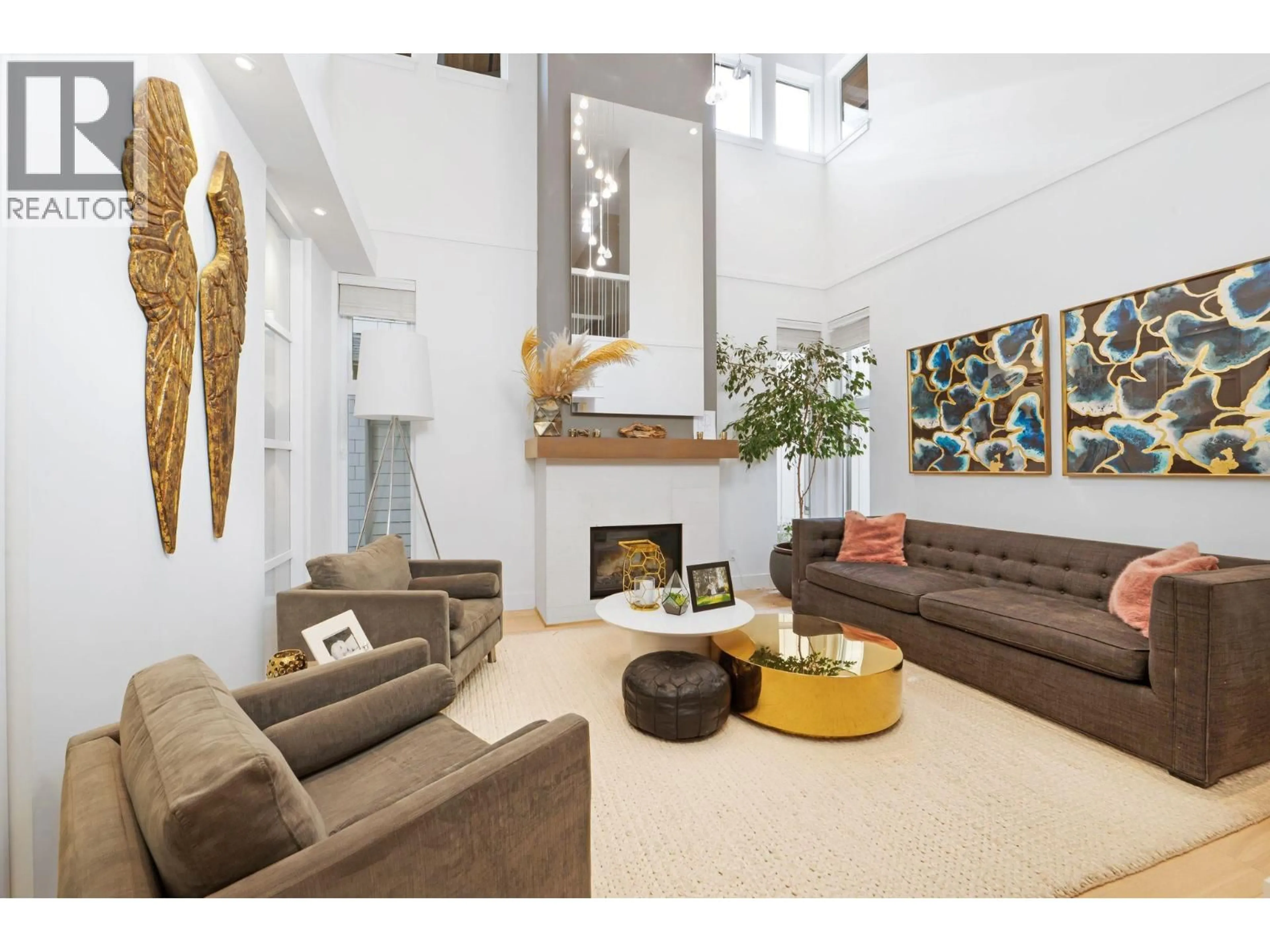 Living room with furniture, unknown for 20 - 555 RAVEN WOODS DRIVE, North Vancouver British Columbia V7G0A4