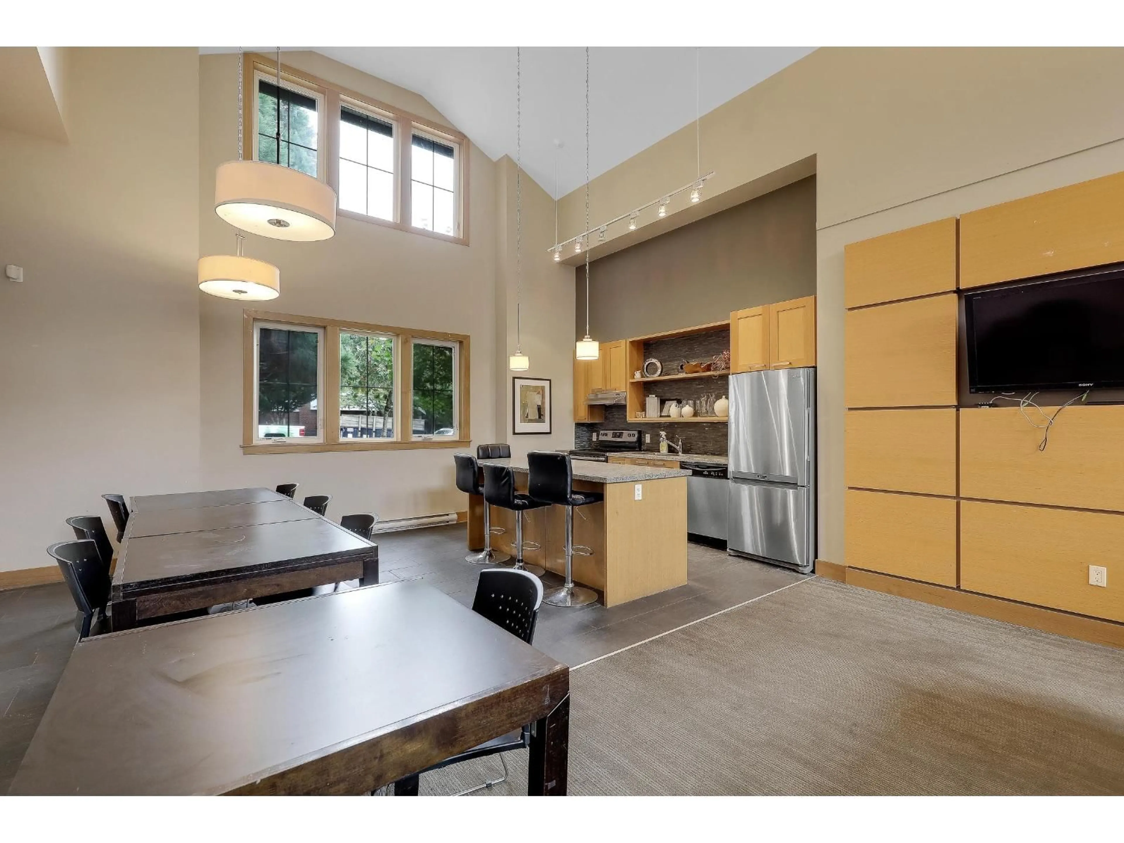 Open concept kitchen, unknown for 68 - 14838 61, Surrey British Columbia V3S2P3