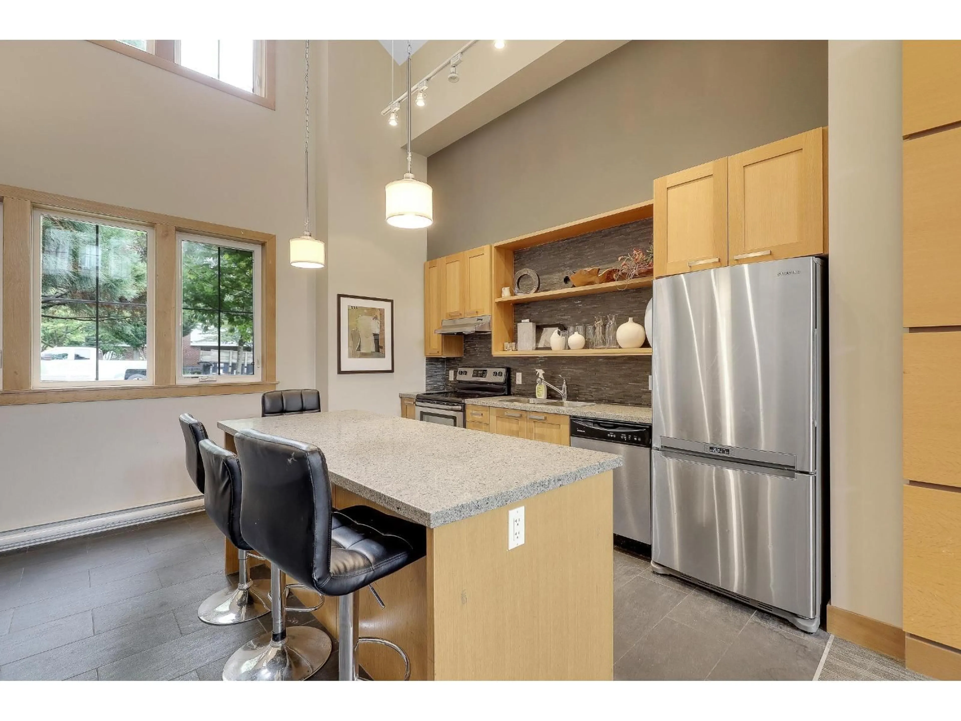 Open concept kitchen, unknown for 68 - 14838 61, Surrey British Columbia V3S2P3
