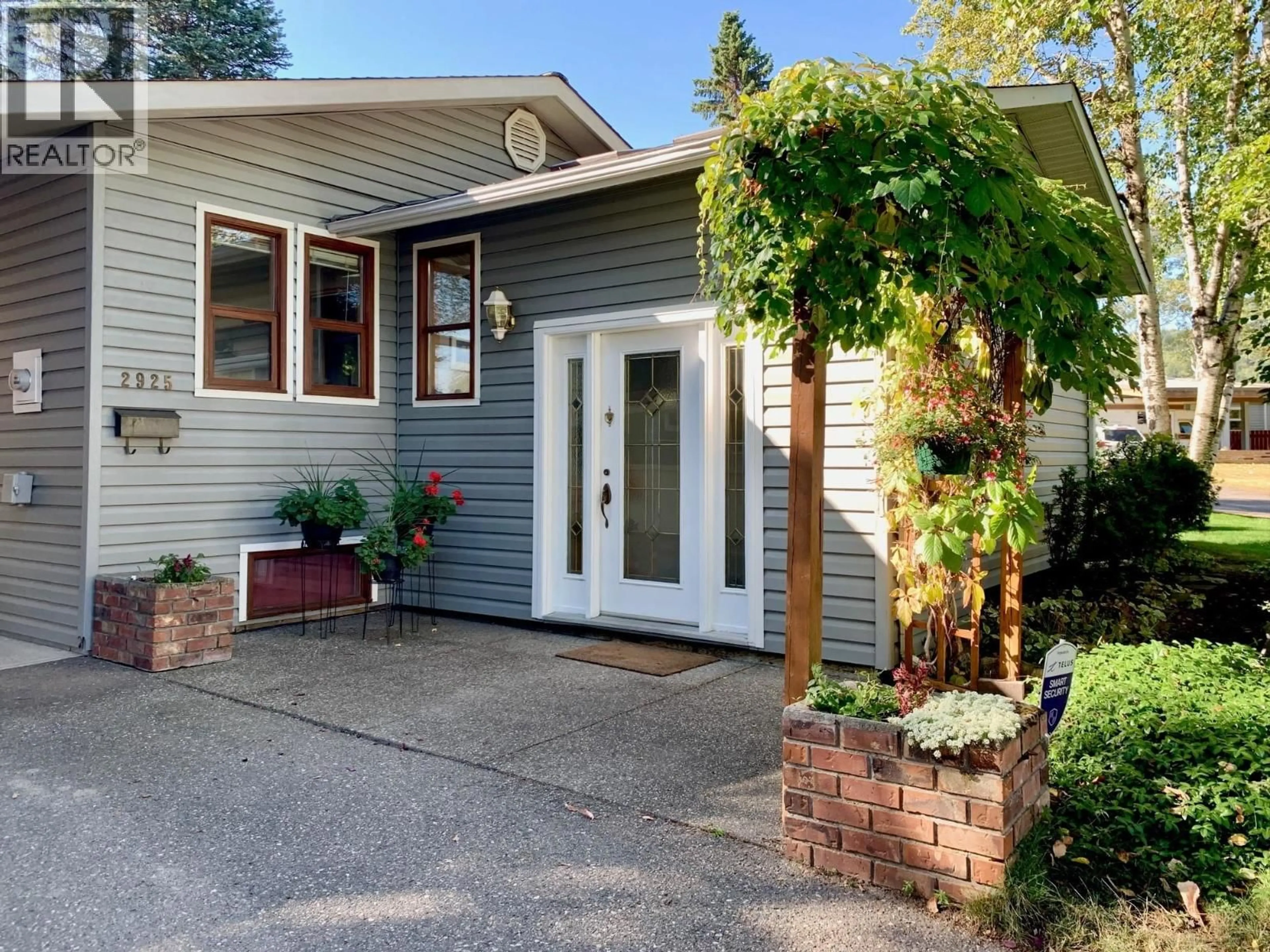 Unknown for 2925 BESSBOROUGH PLACE, Prince George British Columbia V2N1H5