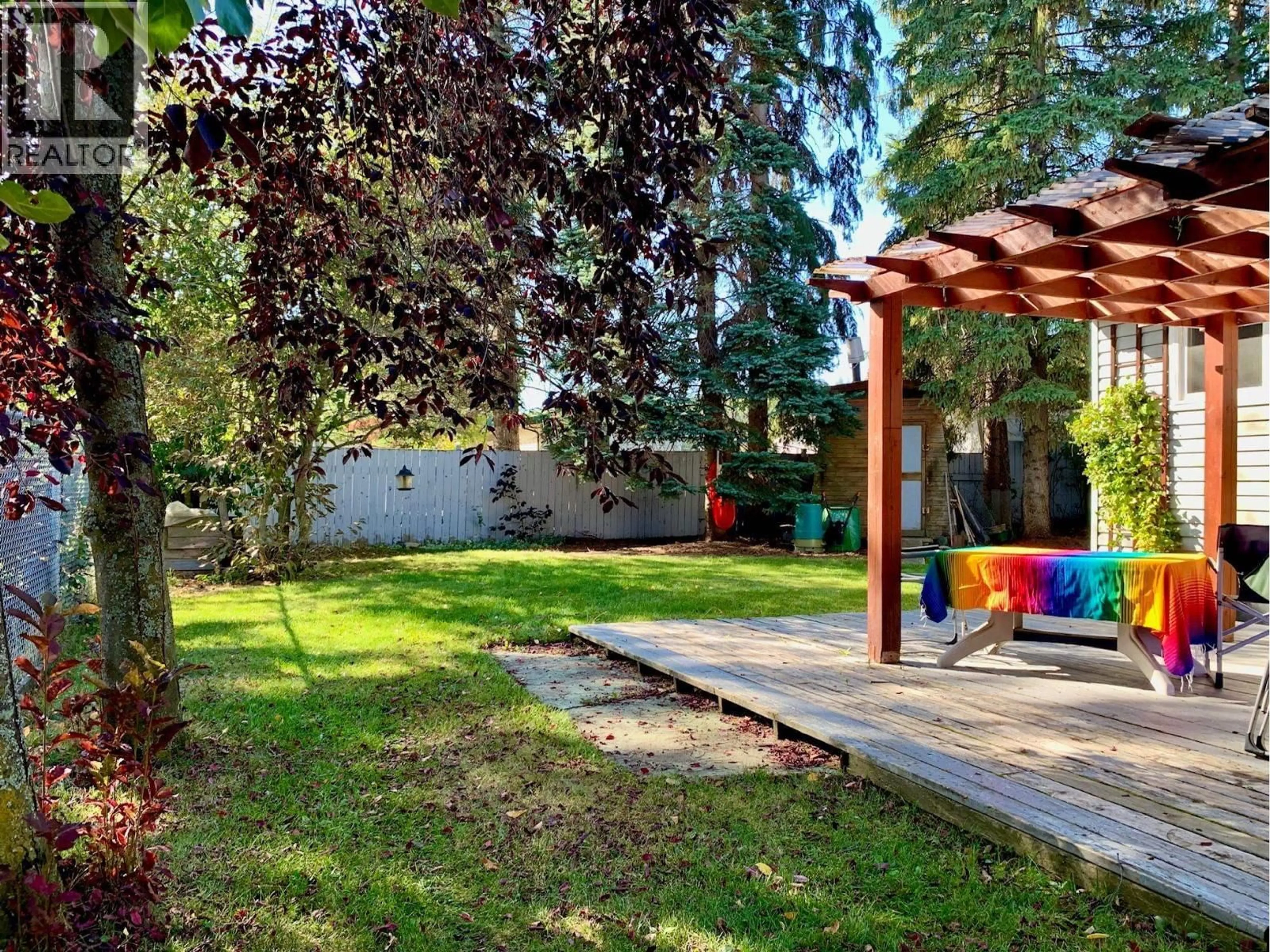 Patio, street for 2925 BESSBOROUGH PLACE, Prince George British Columbia V2N1H5