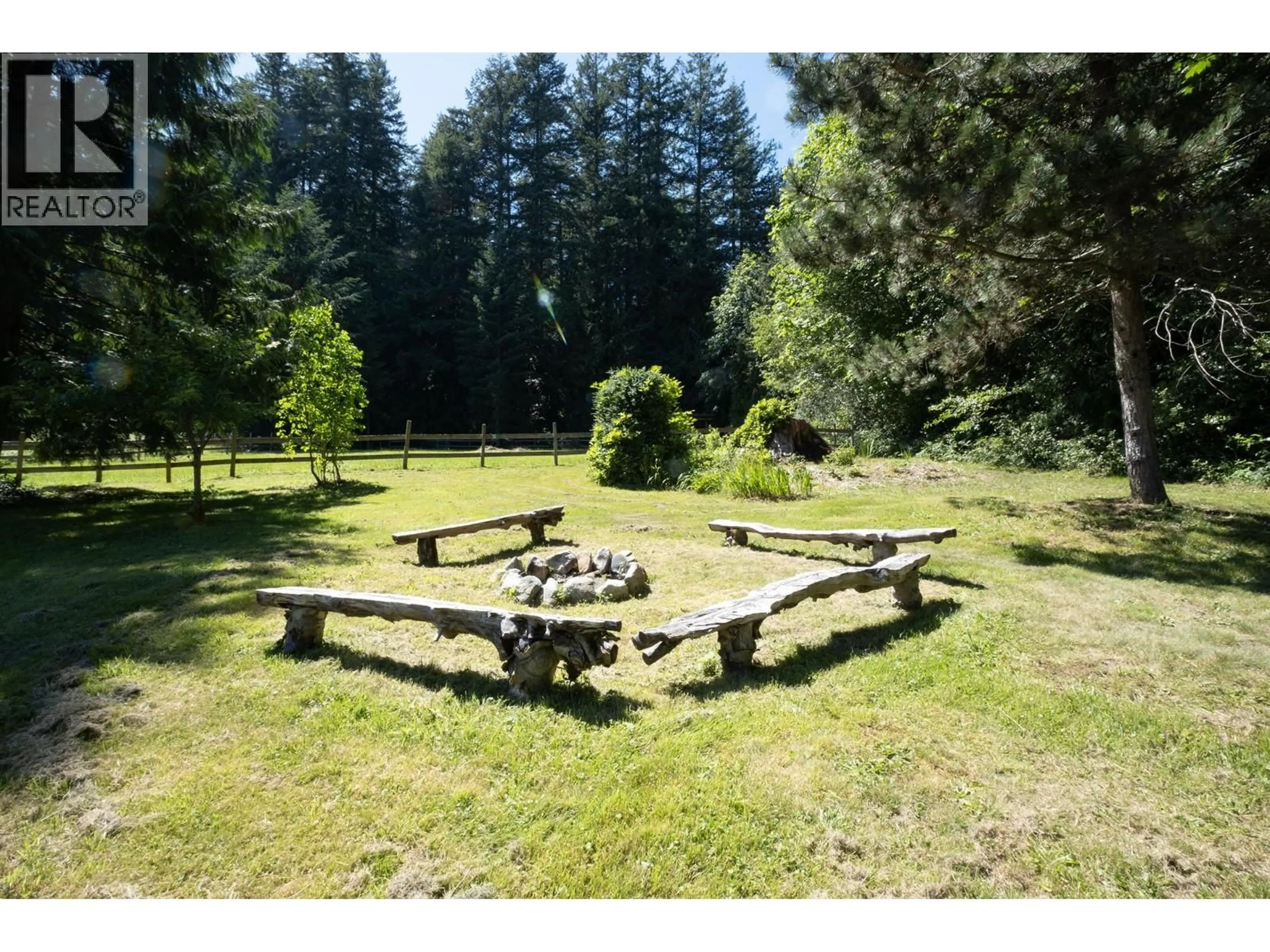 Patio, forest/trees view for 507 PARKER ROAD, Gibsons British Columbia V0N1V1