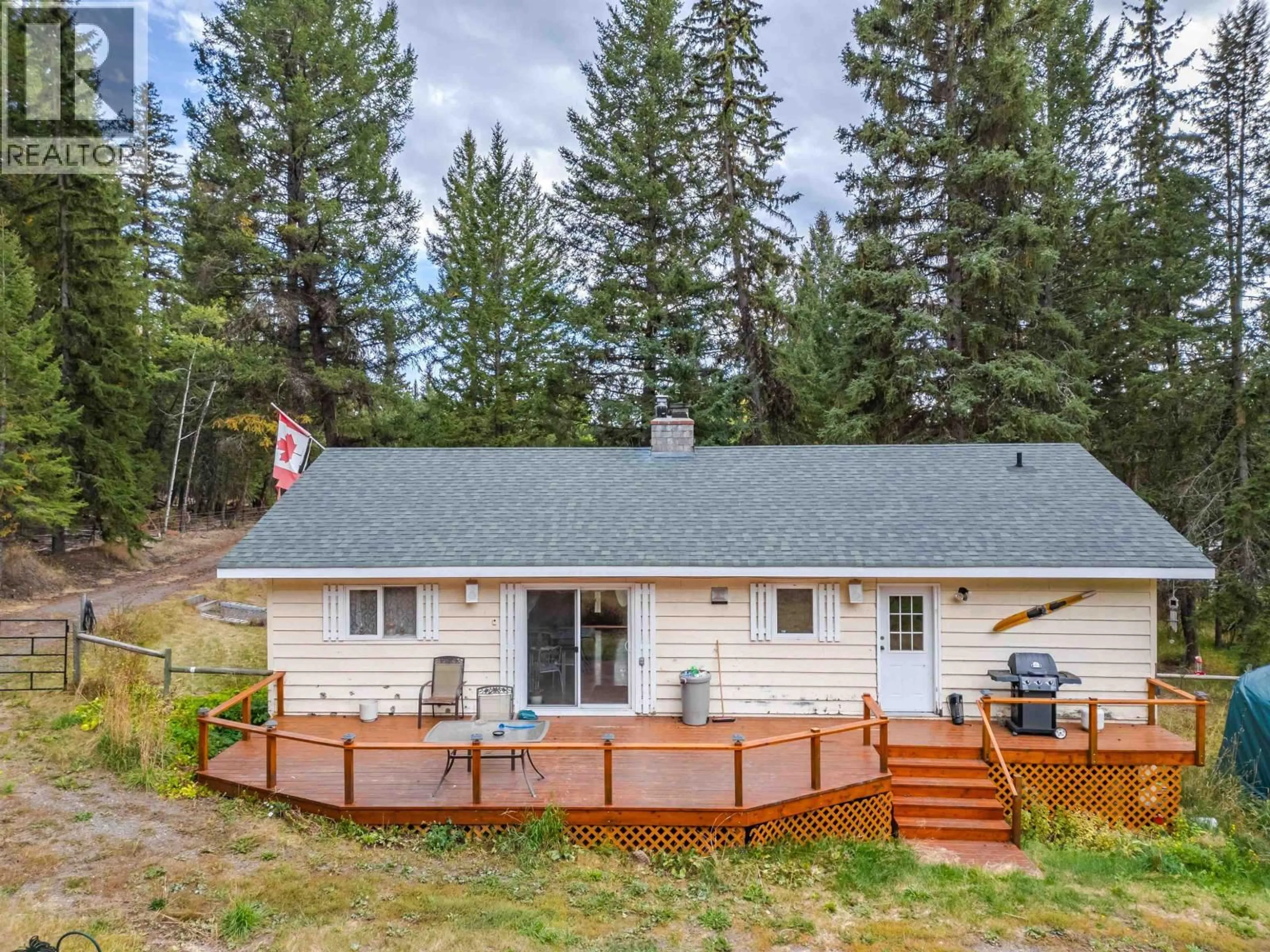 A pic from outside/outdoor area/front of a property/back of a property/a pic from drone, unknown for 6135 RANCHETTE ROAD, Horse Lake British Columbia V0K2E3