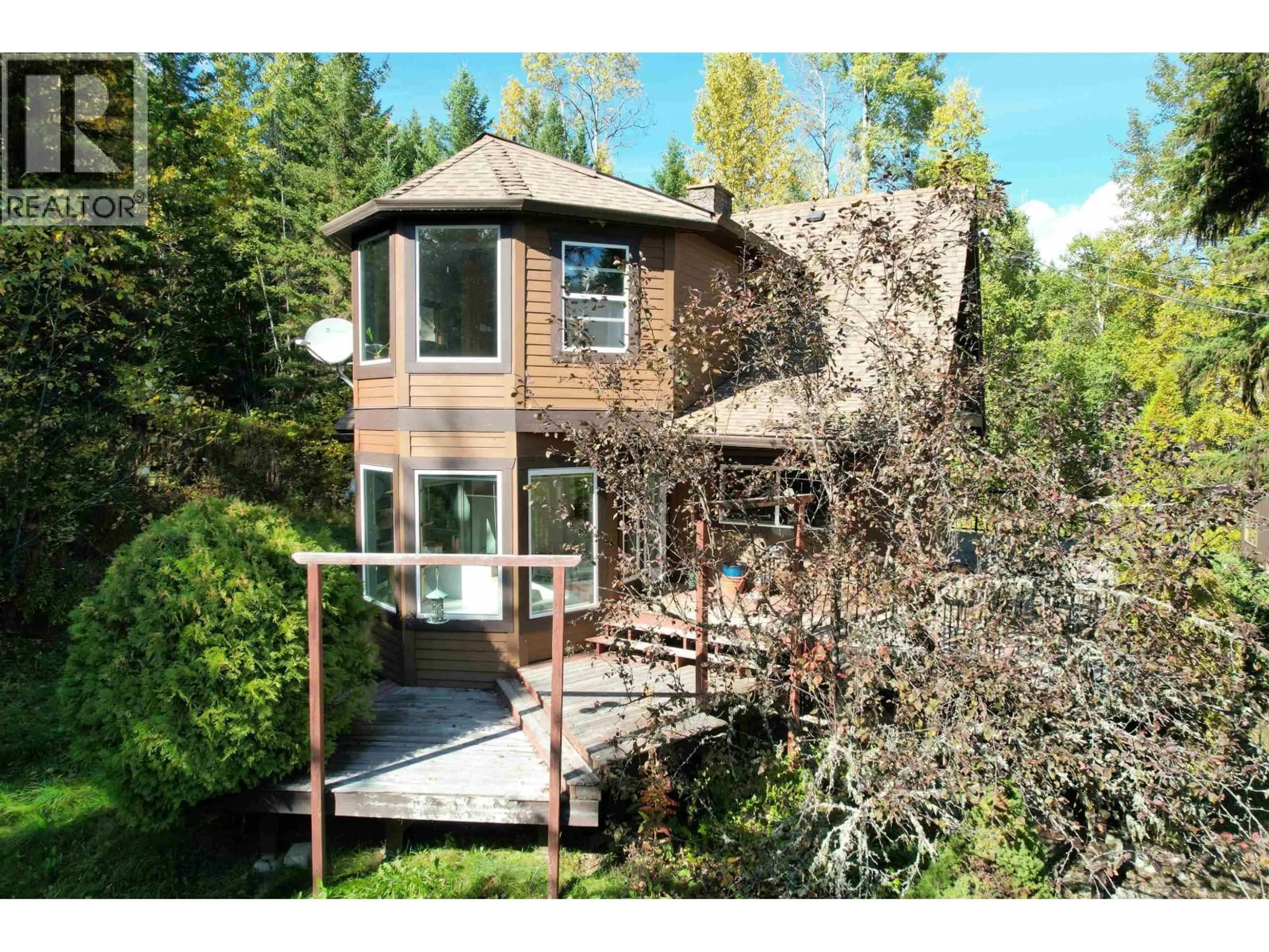 A pic from outside/outdoor area/front of a property/back of a property/a pic from drone, unknown for 4836 QUESNEL-HYDRAULIC ROAD, Quesnel British Columbia V2J6P9