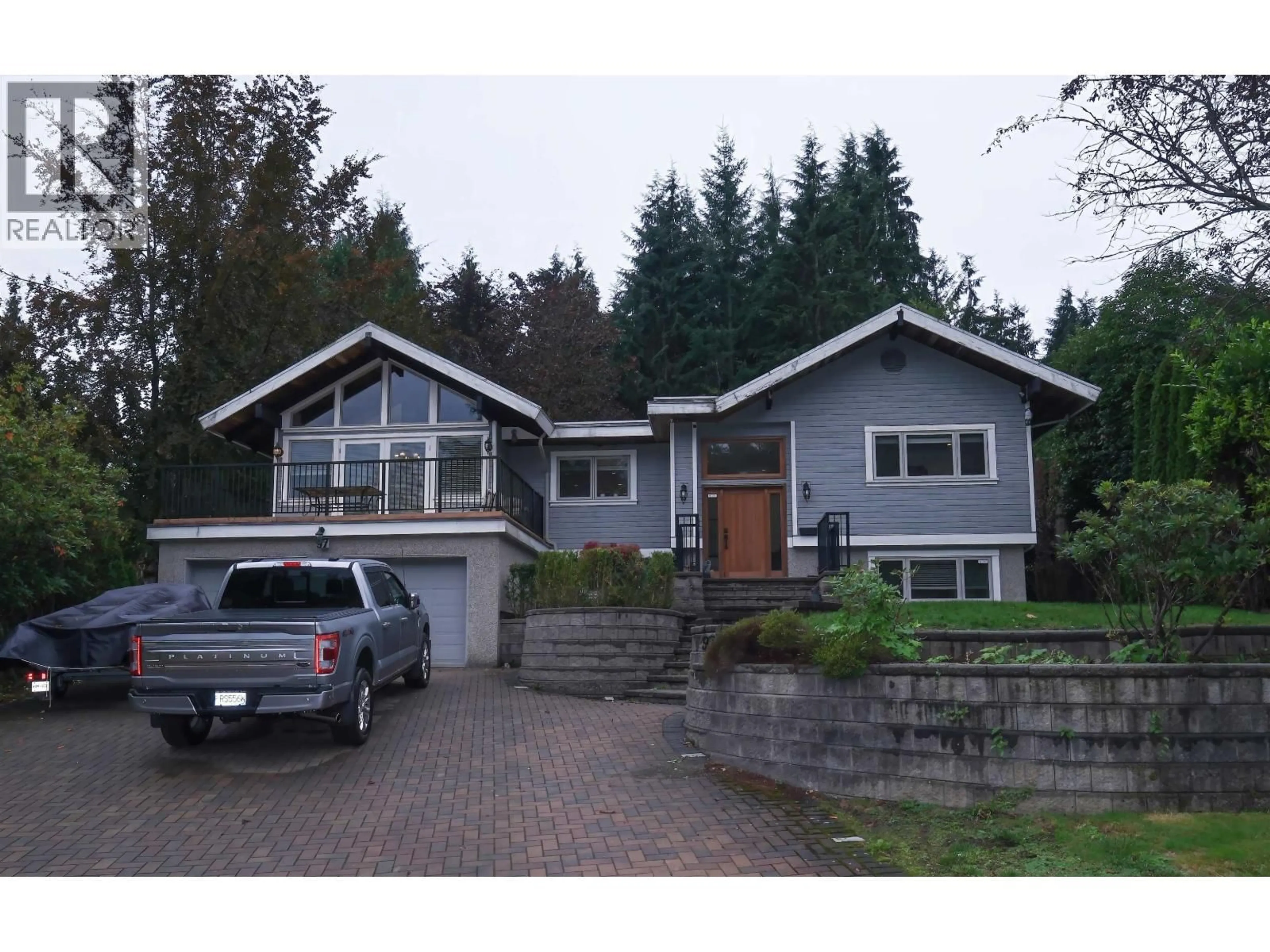 Home with vinyl exterior material, street for 97 DEEP DENE PLACE, West Vancouver British Columbia V7S1A3