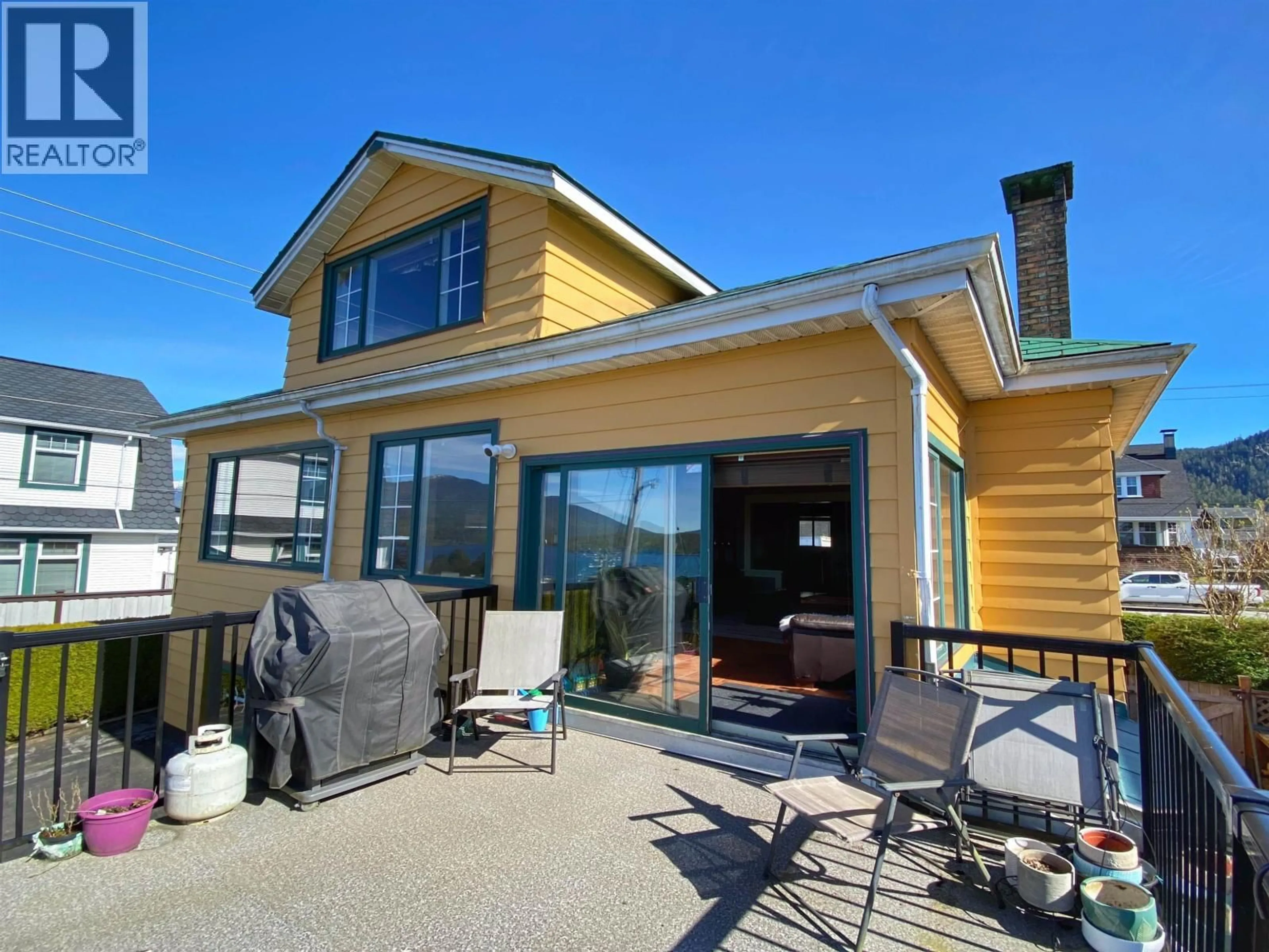 Home with vinyl exterior material, water/lake/river/ocean view for 232 4TH AVENUE, Prince Rupert British Columbia V8J1P3