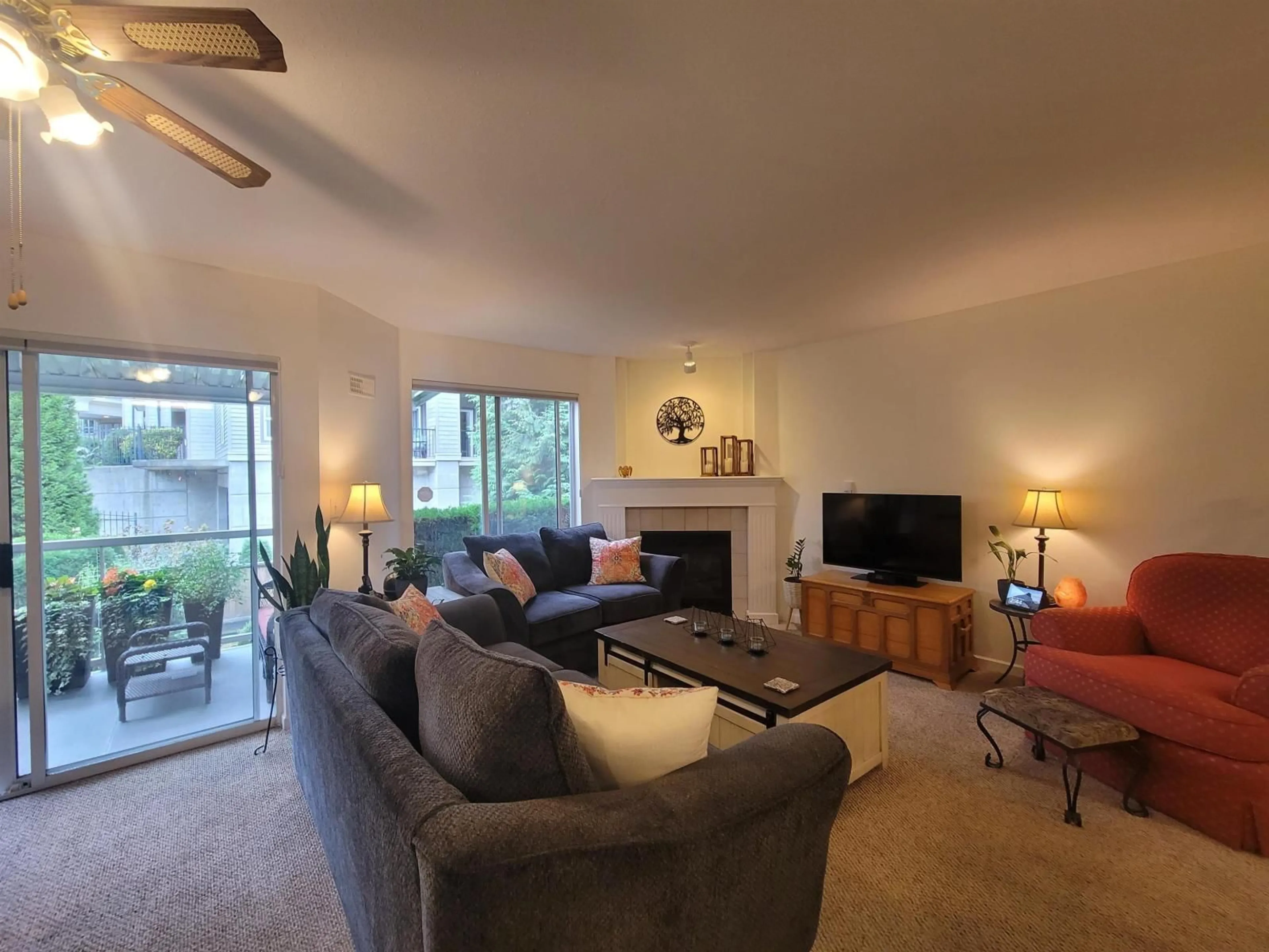 Living room with furniture, unknown for 106 - 7554 BRISKHAM, Mission British Columbia V2V3L9