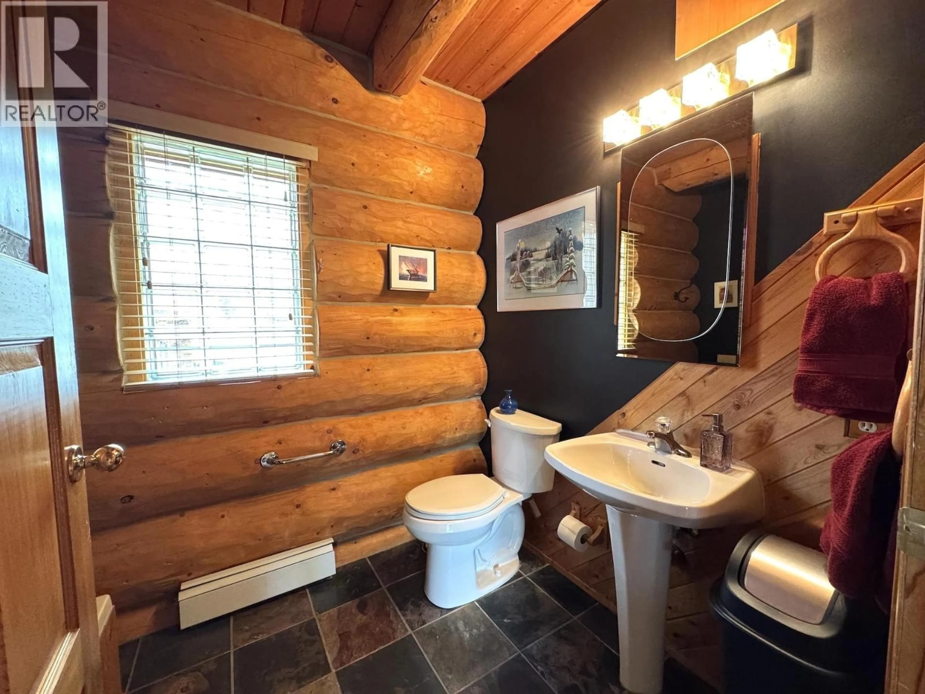Standard bathroom, unknown for 13819 GOLF COURSE ROAD, Charlie Lake British Columbia V0C1H0