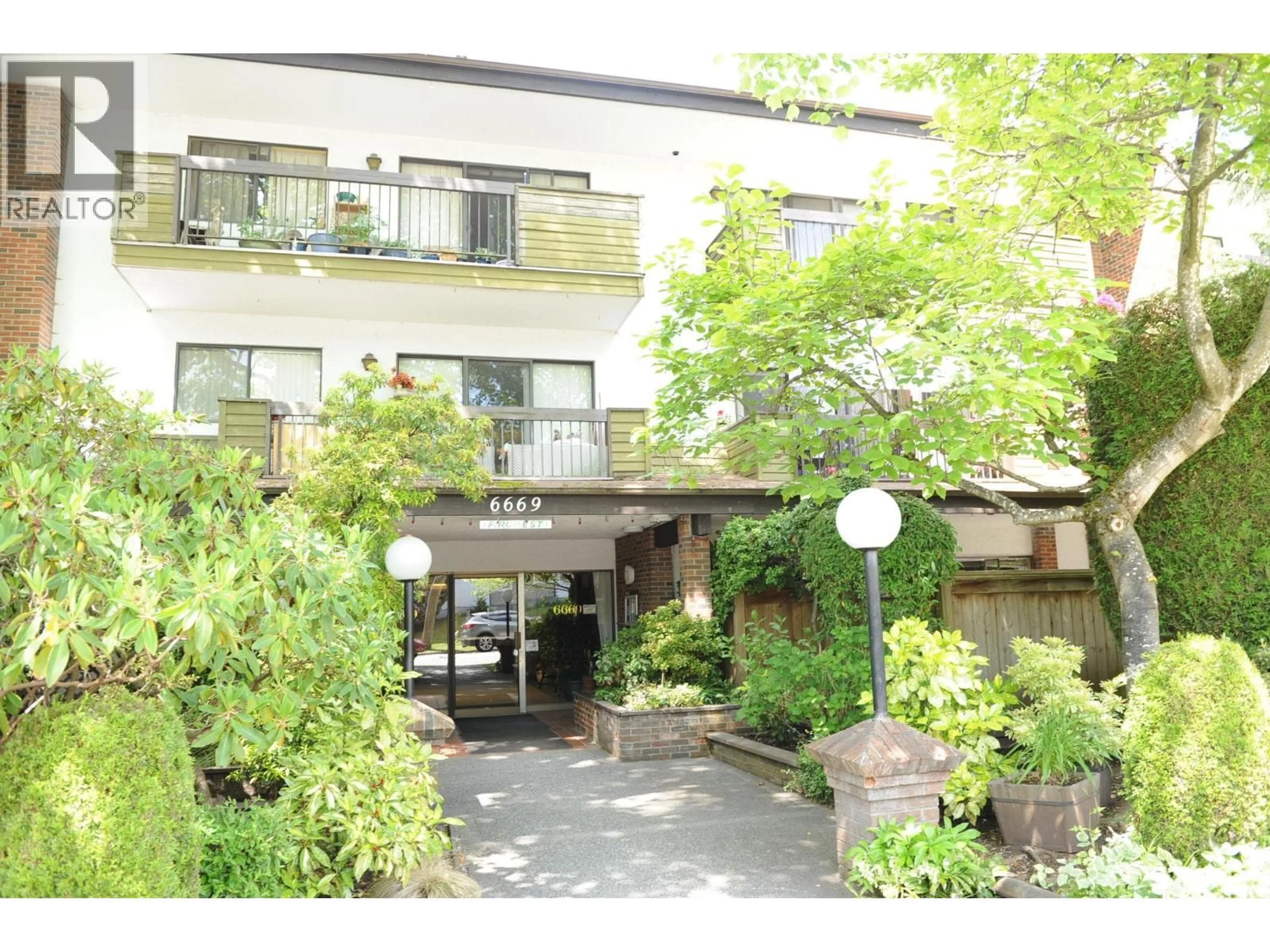 Unknown for 106 - 6669 TELFORD AVENUE, Burnaby British Columbia V5H4A1