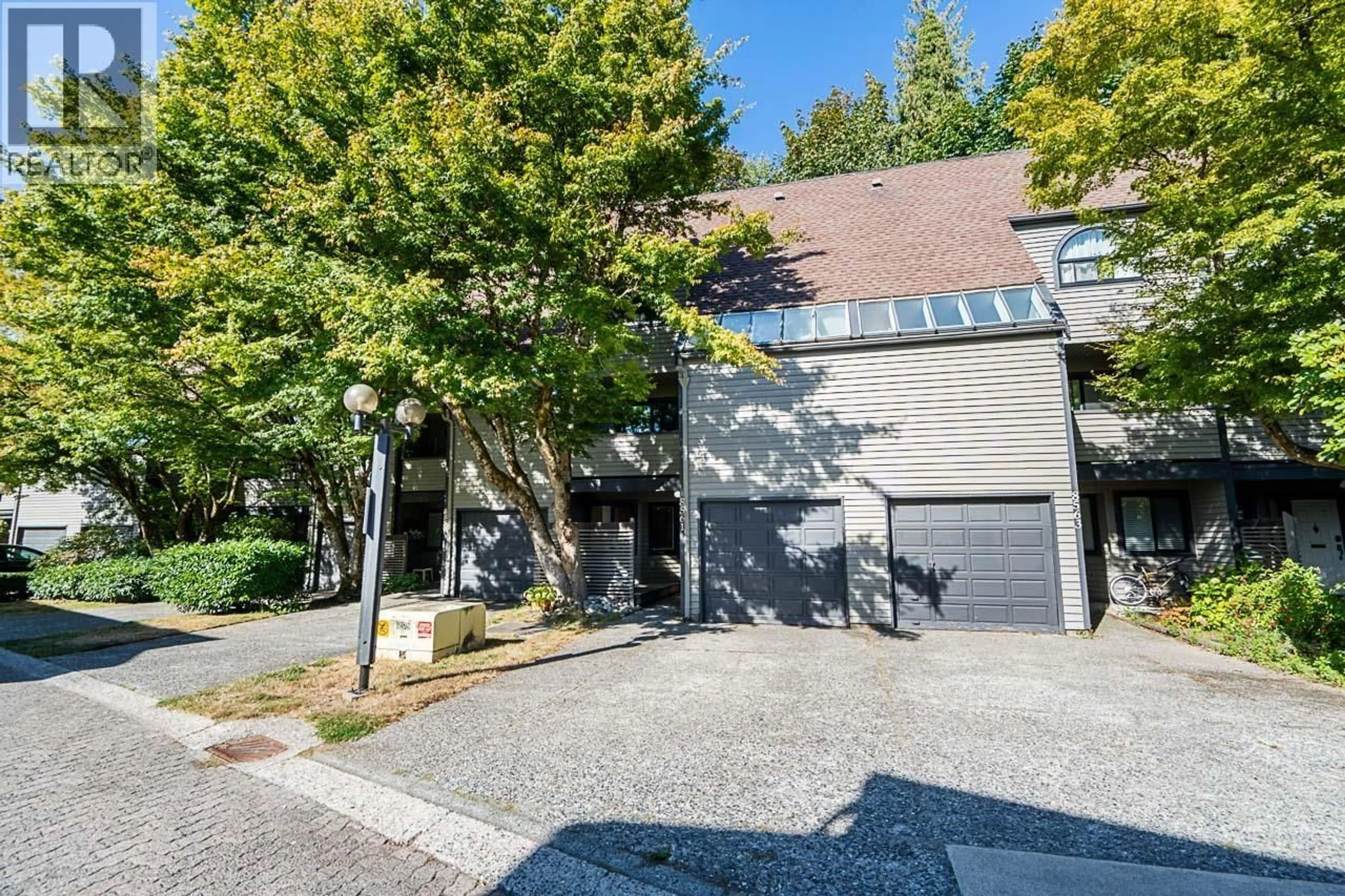 Unknown for 8561 FLOWERING PLACE, Burnaby British Columbia V5A4B4