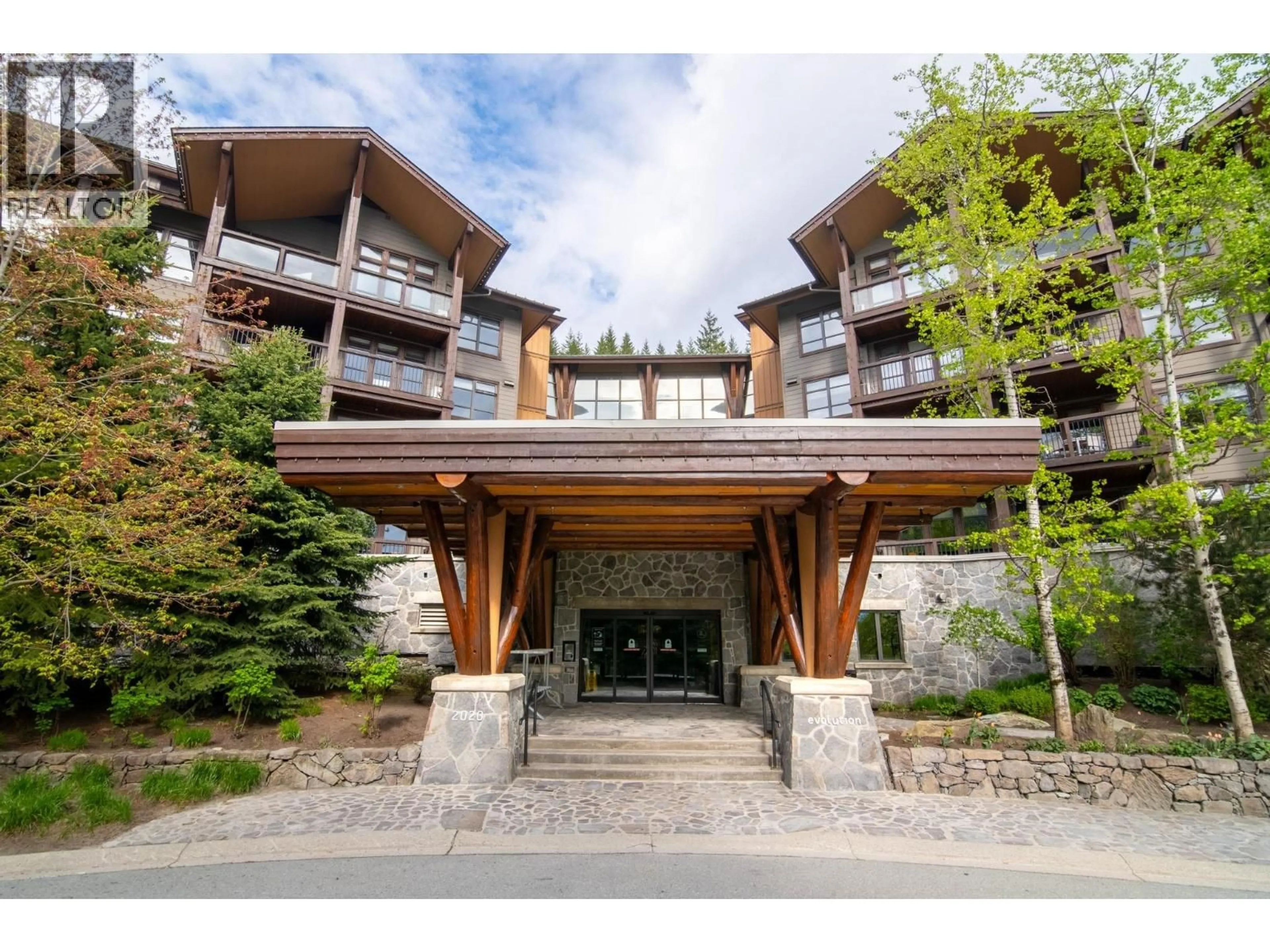Indoor foyer for 406D - 2020 LONDON LANE, Whistler British Columbia V0N1B2