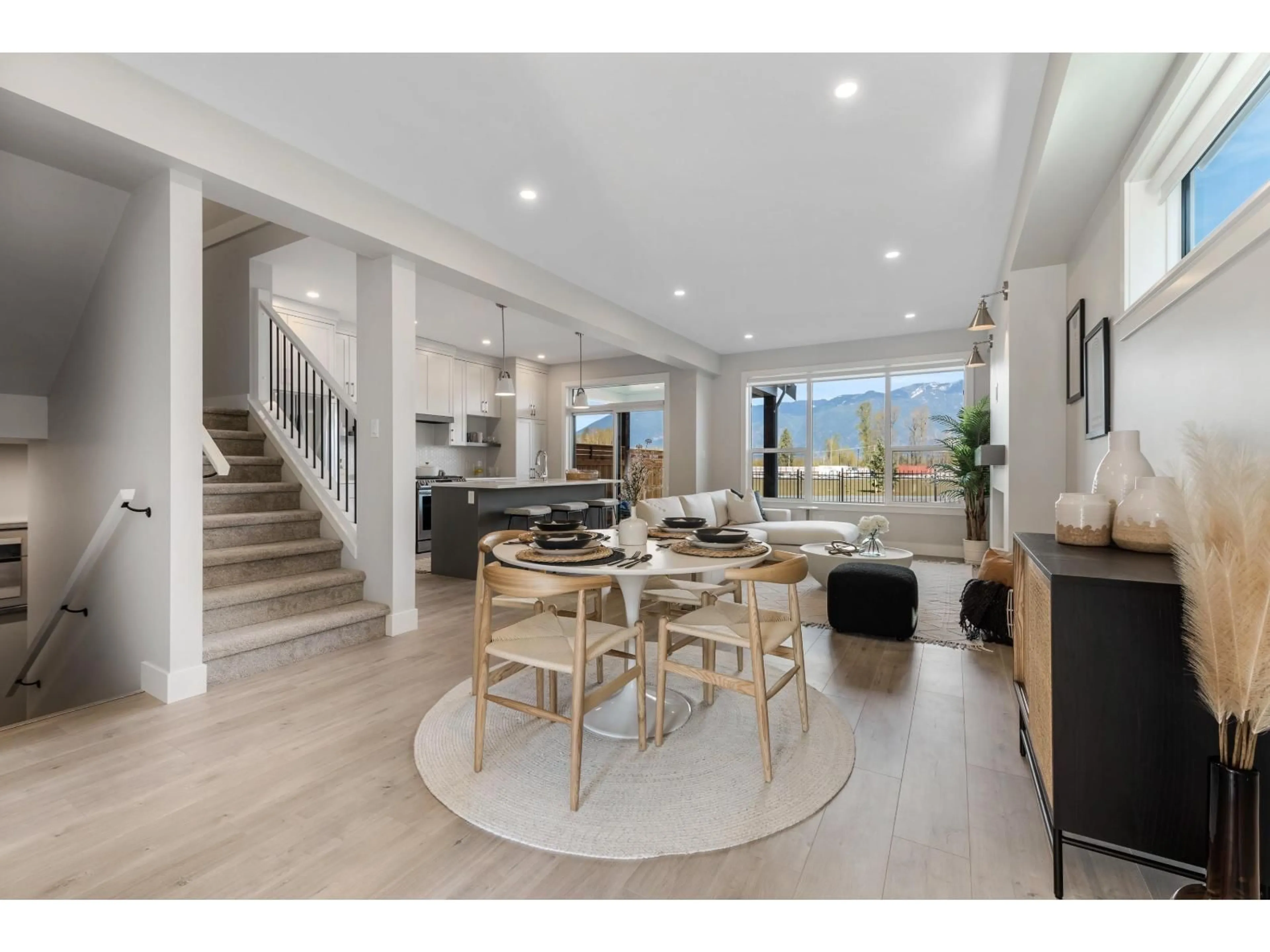 Open concept kitchen, unknown for 44714 WILLOWSTREAM ROAD, Chilliwack British Columbia V2R6M1