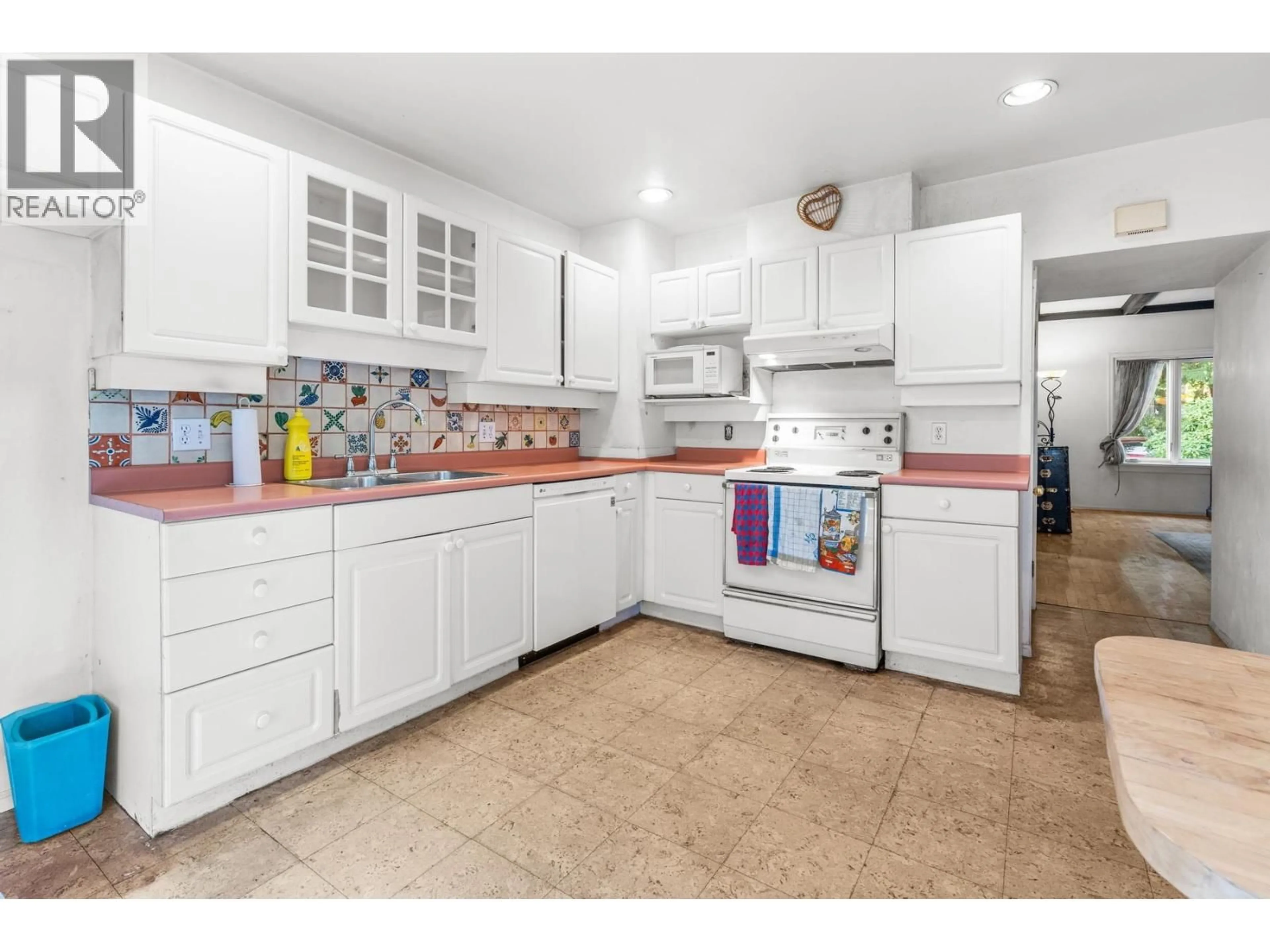 Standard kitchen, ceramic/tile floor for 1149 LILY STREET, Vancouver British Columbia V5L4H5
