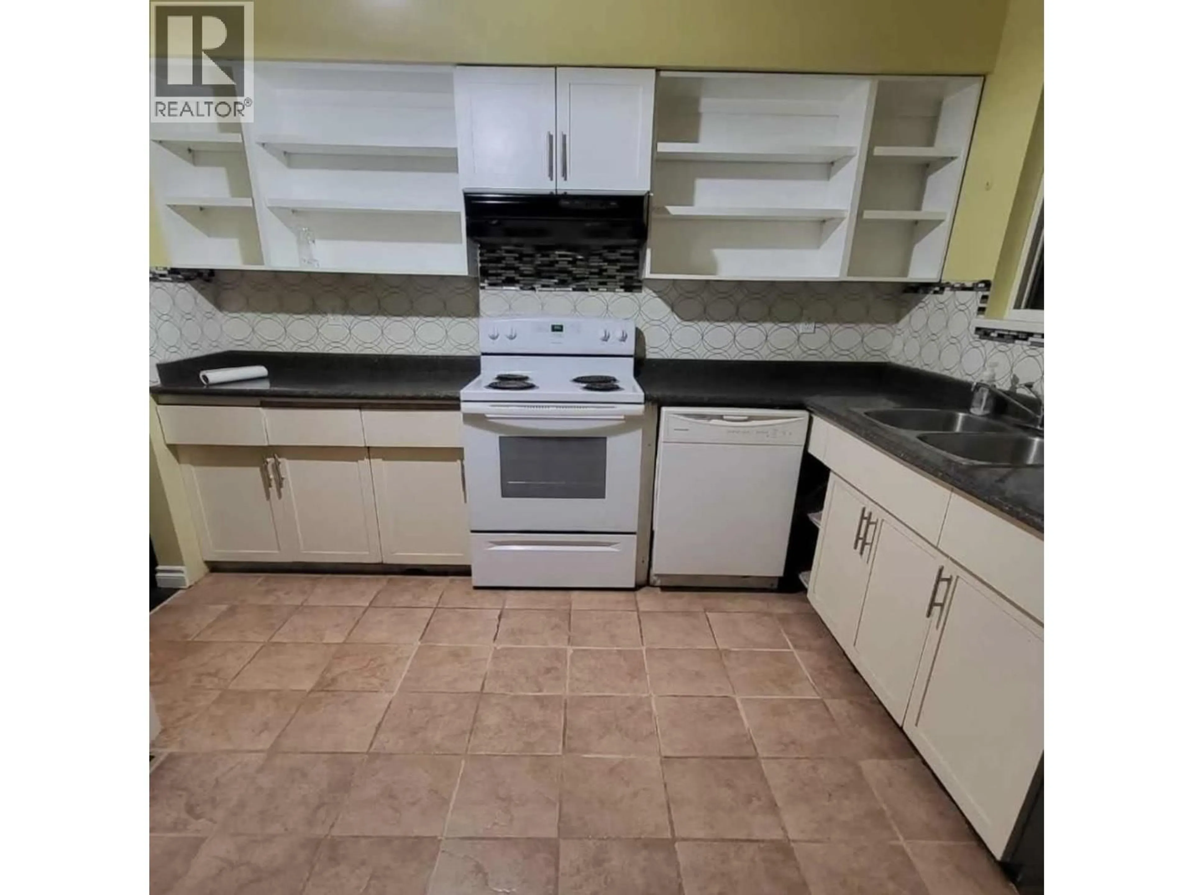 Standard kitchen, ceramic/tile floor for 2118 MARY HILL ROAD, Port Coquitlam British Columbia V3C3A1