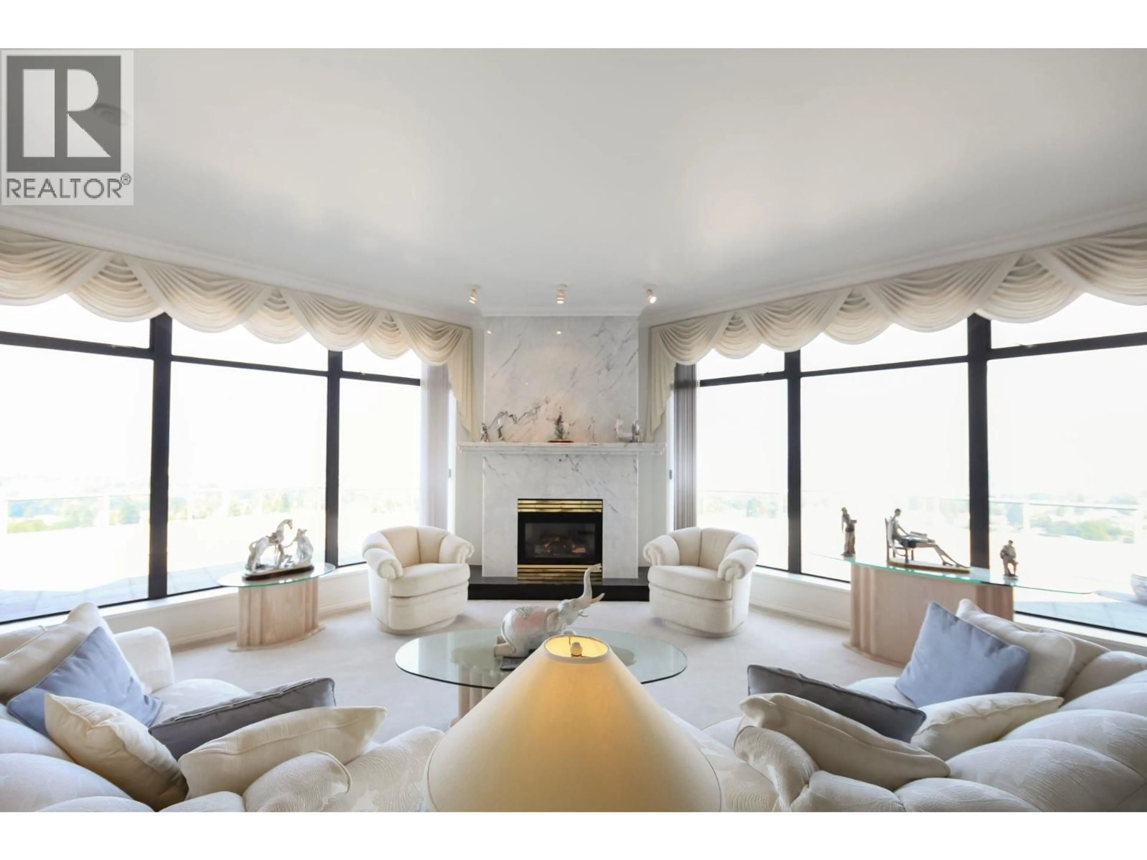 Living room with furniture, unknown for 2301 - 4505 HAZEL STREET, Burnaby British Columbia V5H4T1