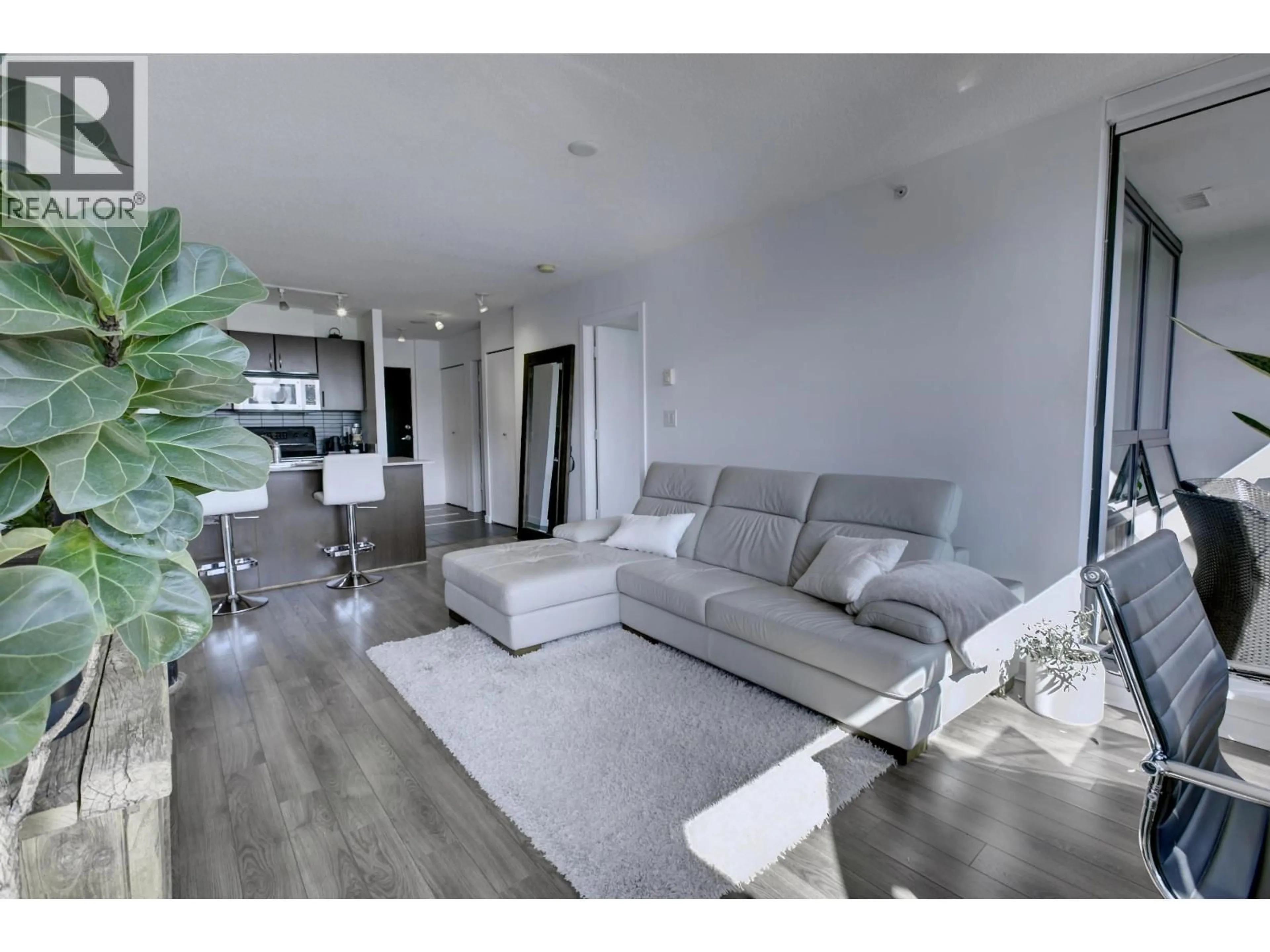 Living room with furniture, unknown for 1303 - 938 SMITHE STREET, Vancouver British Columbia V6Z3H8