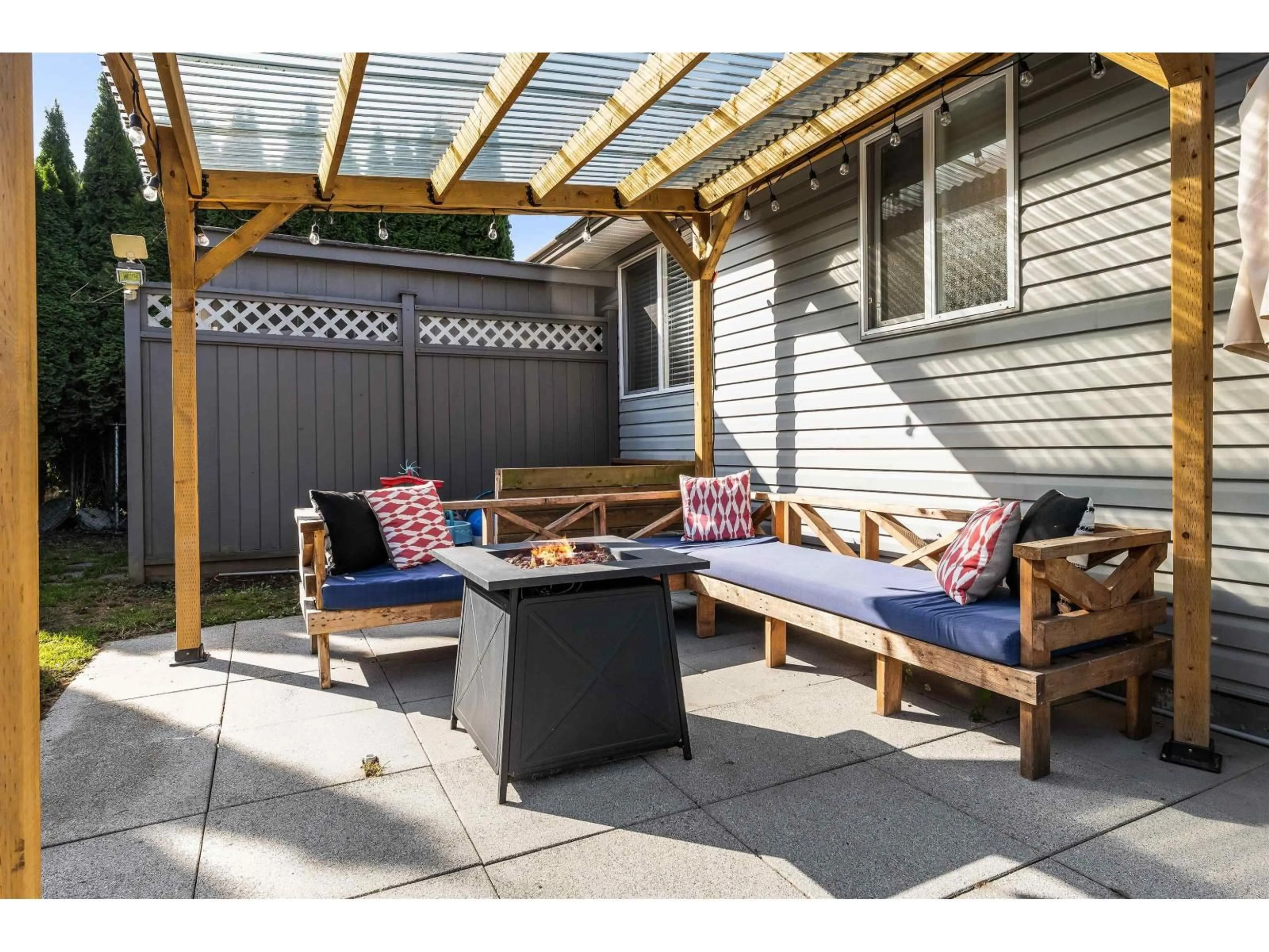 Patio, street for 46503 FETTERLY PLACE, Chilliwack British Columbia V2R5V3