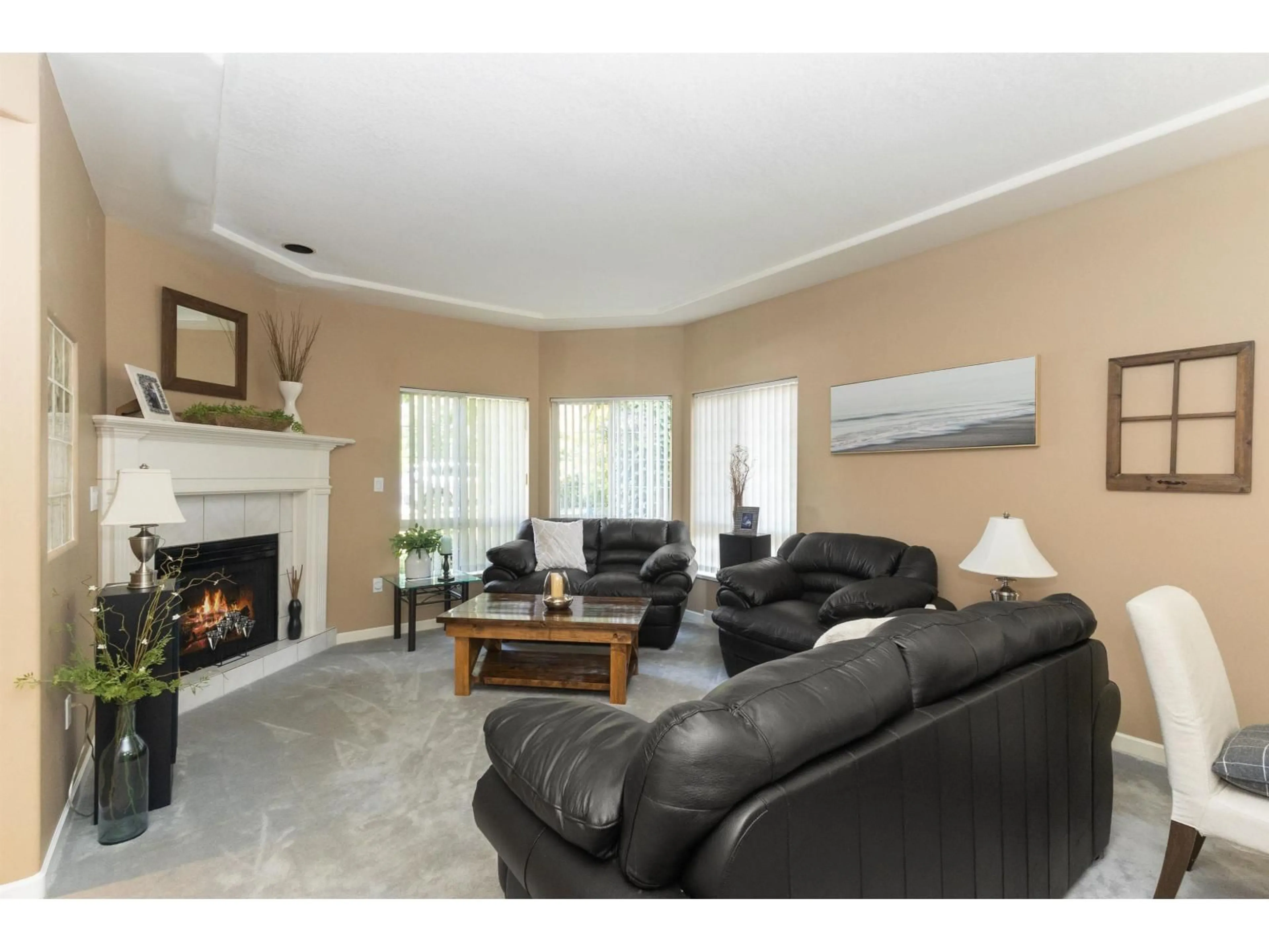 Living room with furniture, unknown for 4125 BELANGER, Abbotsford British Columbia V3G1K3