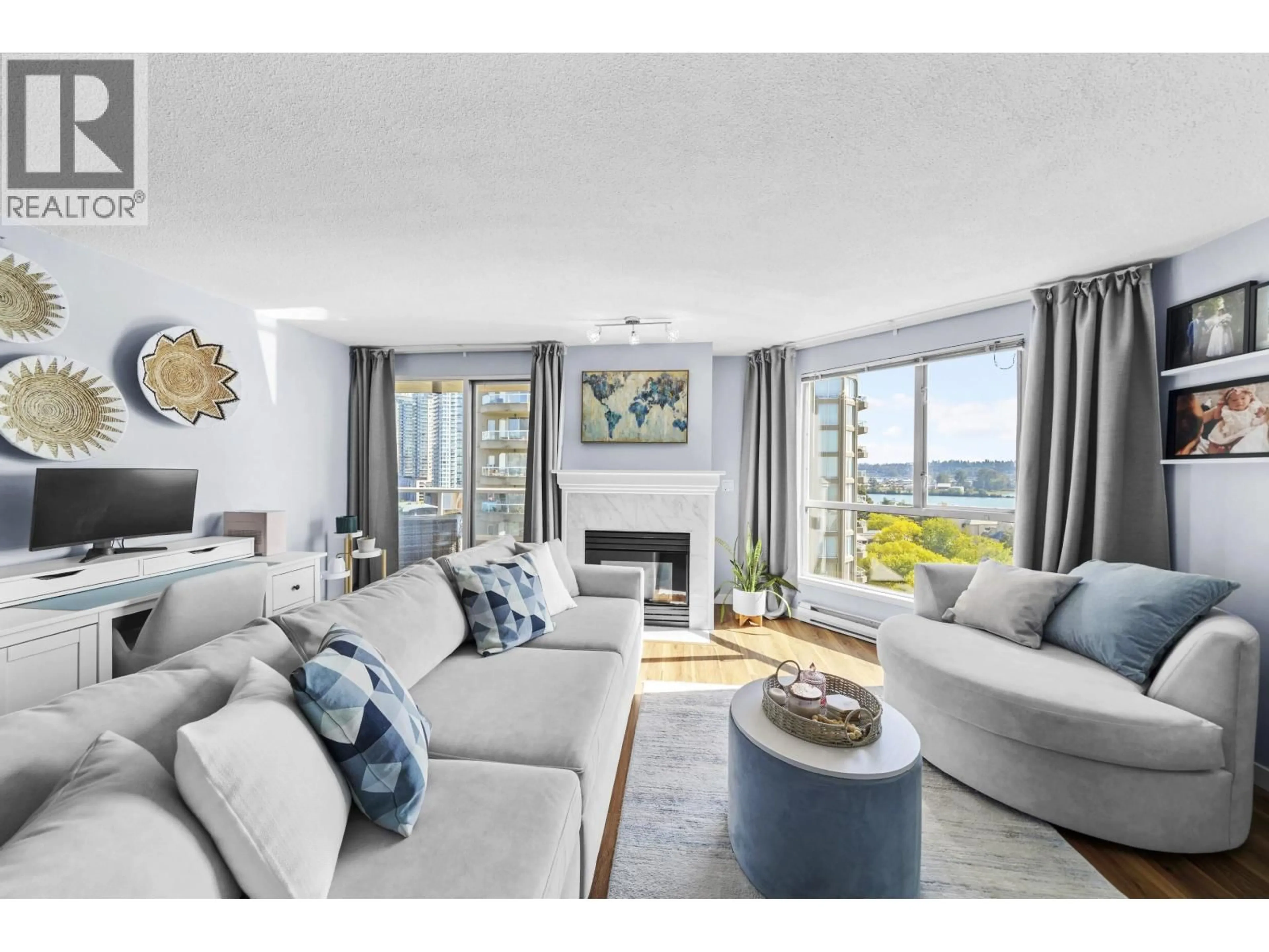 Living room with furniture, unknown for 1207 - 1185 QUAYSIDE DRIVE, New Westminster British Columbia V3M6T8
