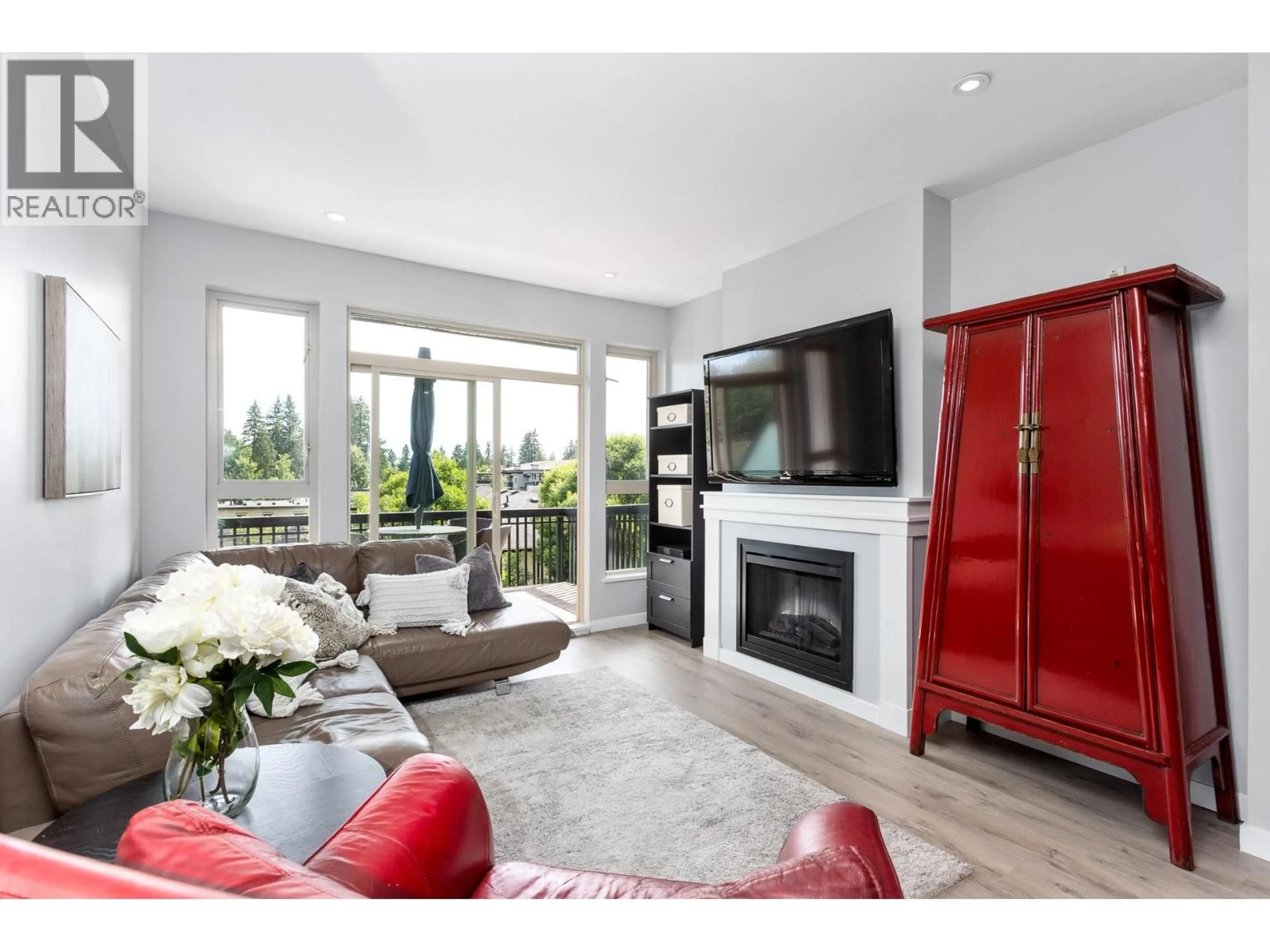 Living room with furniture, unknown for 409 - 1153 KENSAL PLACE, Coquitlam British Columbia V3B0G8