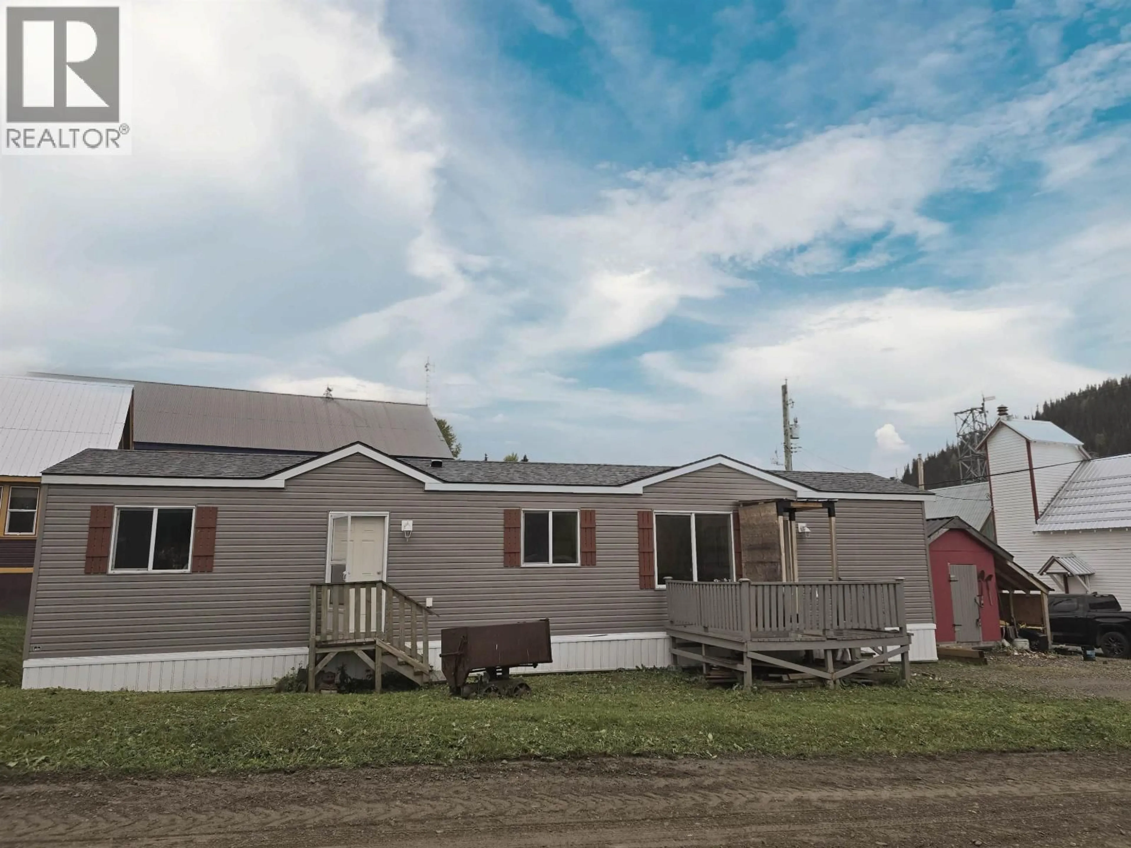 Unknown for 4283 SANDERS AVENUE, Wells British Columbia V0K2R0