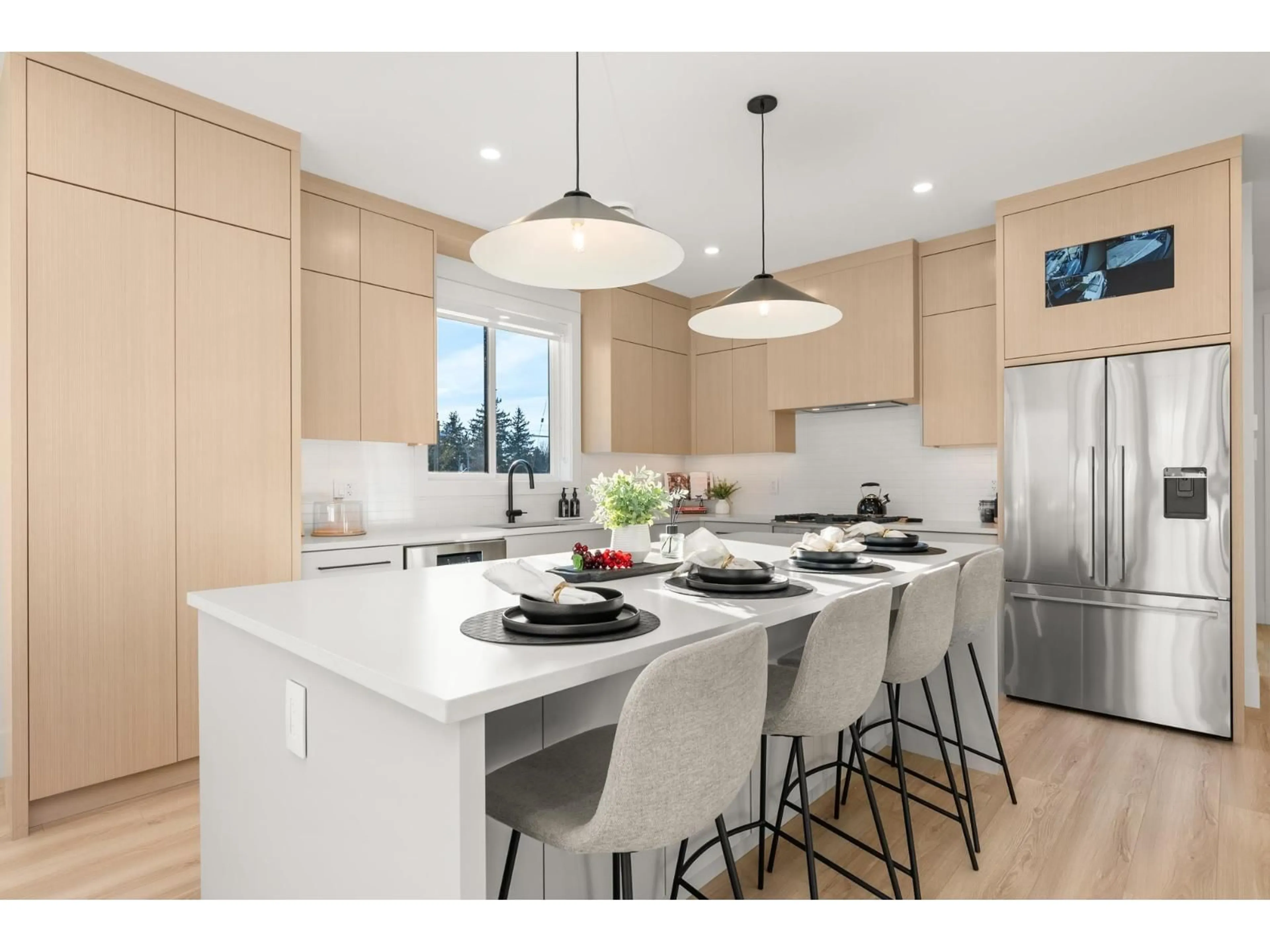 Open concept kitchen, unknown for 9312 EBOR, Delta British Columbia V4C3K7